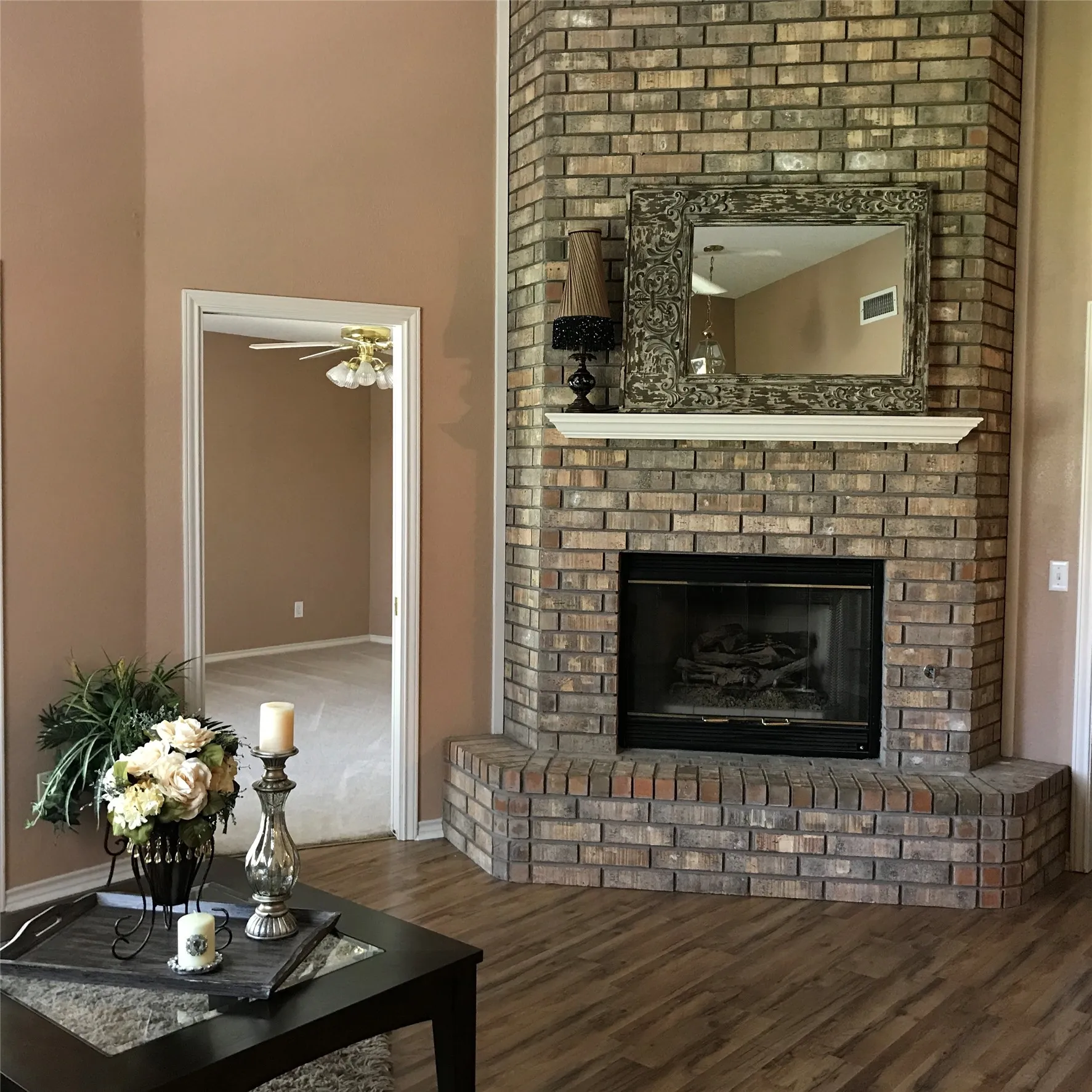 Single Family Residence For Sale in Wichita County , 3702 Alexandria Street, Wichita Falls, Texas 76310, 3 Bedroom, 2 Bathroom, 2 Garage spaces, 1,357 Sqft, built in 1988, mls#21286188, Real Estate Agent in Wichita Falls, Homes For Sale in Wichita county, Homes For Sale in Wichita Falls, Realtor in Wichita Falls Texas, Real Estate Brokerage Independent Realty Texas, Luminita Cordes Realtor