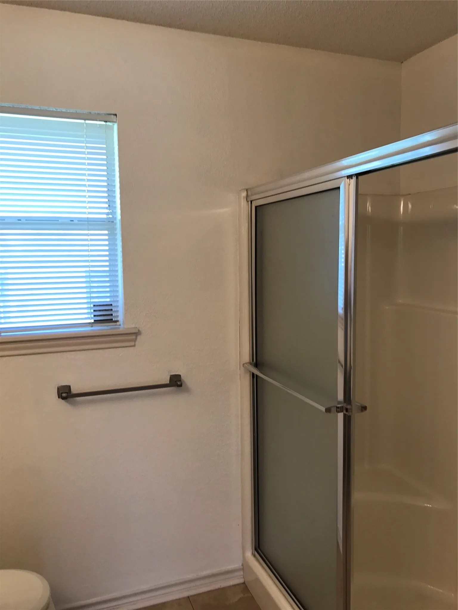 Single Family Residence For Sale in Wichita County , 3702 Alexandria Street, Wichita Falls, Texas 76310, 3 Bedroom, 2 Bathroom, 2 Garage spaces, 1,357 Sqft, built in 1988, mls#21286188, Real Estate Agent in Wichita Falls, Homes For Sale in Wichita county, Homes For Sale in Wichita Falls, Realtor in Wichita Falls Texas, Real Estate Brokerage Independent Realty Texas, Luminita Cordes Realtor