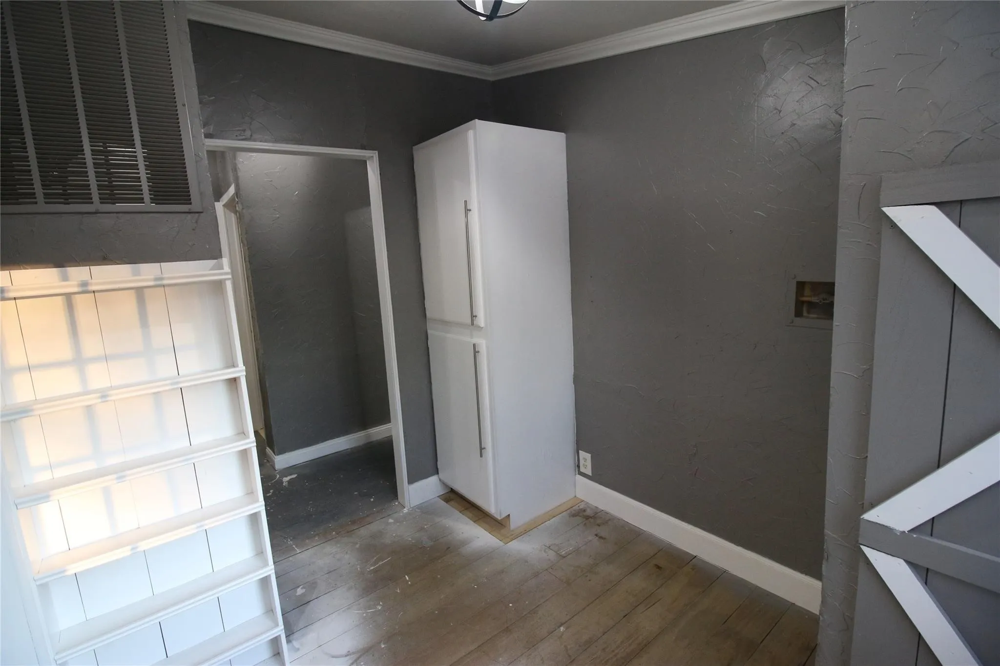 Manufactured Home For Rent in Hunt County , 10188 Gaillard Lake, Wills Point, Texas 75169, 5 Bedrooms, 2 Bathrooms, Garage spaces, 2,212 Sqft, built in 2000, Price $1,995, mls#21286207, Real Estate Agent in Wills Point, Homes For Rent in Hunt county, Homes For Rent in Wills Point, Realtor in Wills Point Texas, Real Estate Brokerage Independent Realty Texas, Luminita Cordes Realtor