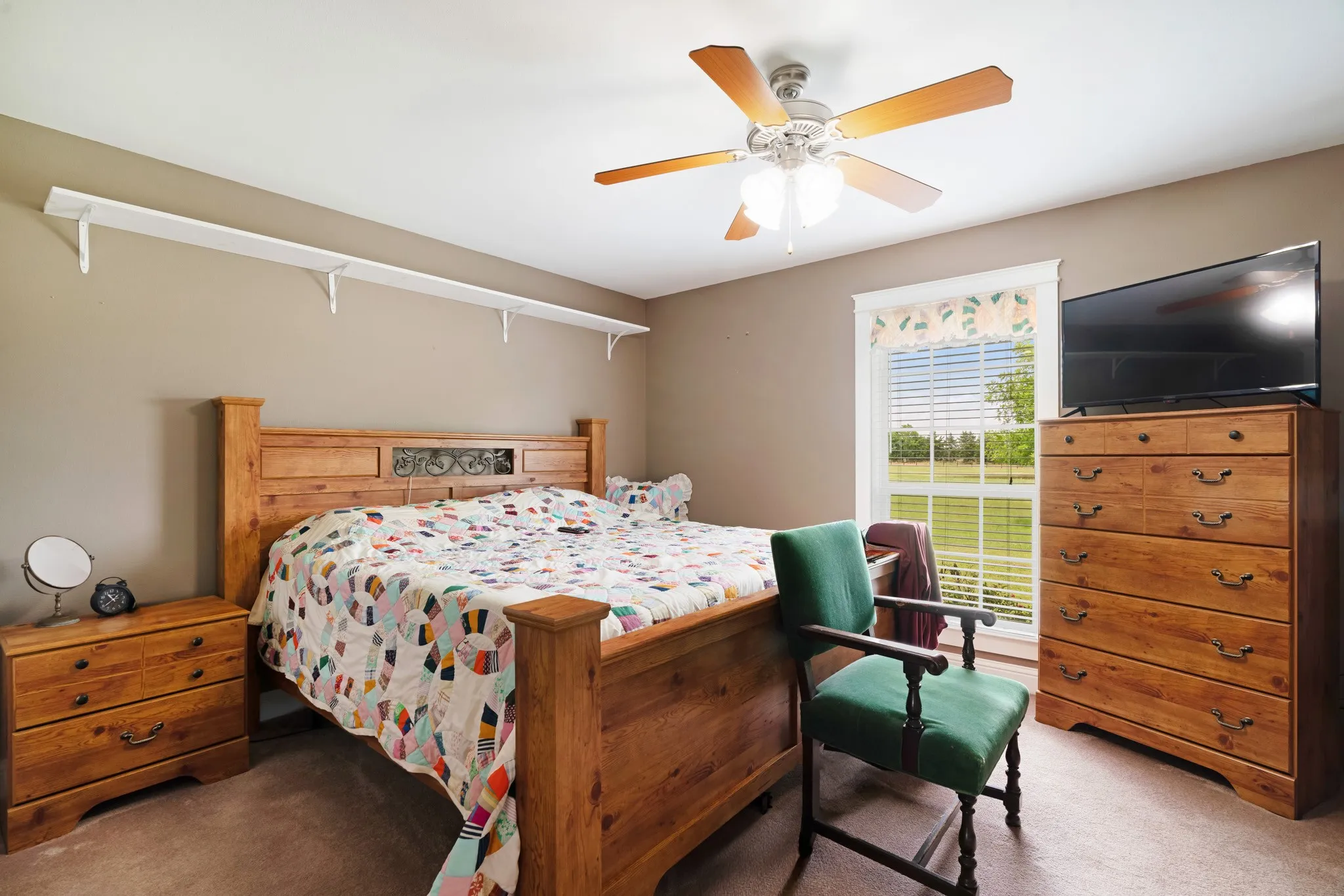 Single Family Residence For Sale in Lamar County , 4141 Farm Road 2820, Sumner, Texas 75486, 3 Bedrooms, 3 Bathrooms, 2 Garage spaces, 3,602 Sqft, built in 2009, Price $849,000, mls#21286109, Real Estate Agent in Sumner, Homes For Sale in Lamar county, Homes For Sale in Sumner, Realtor in Sumner Texas, Real Estate Brokerage Independent Realty Texas, Luminita Cordes Realtor