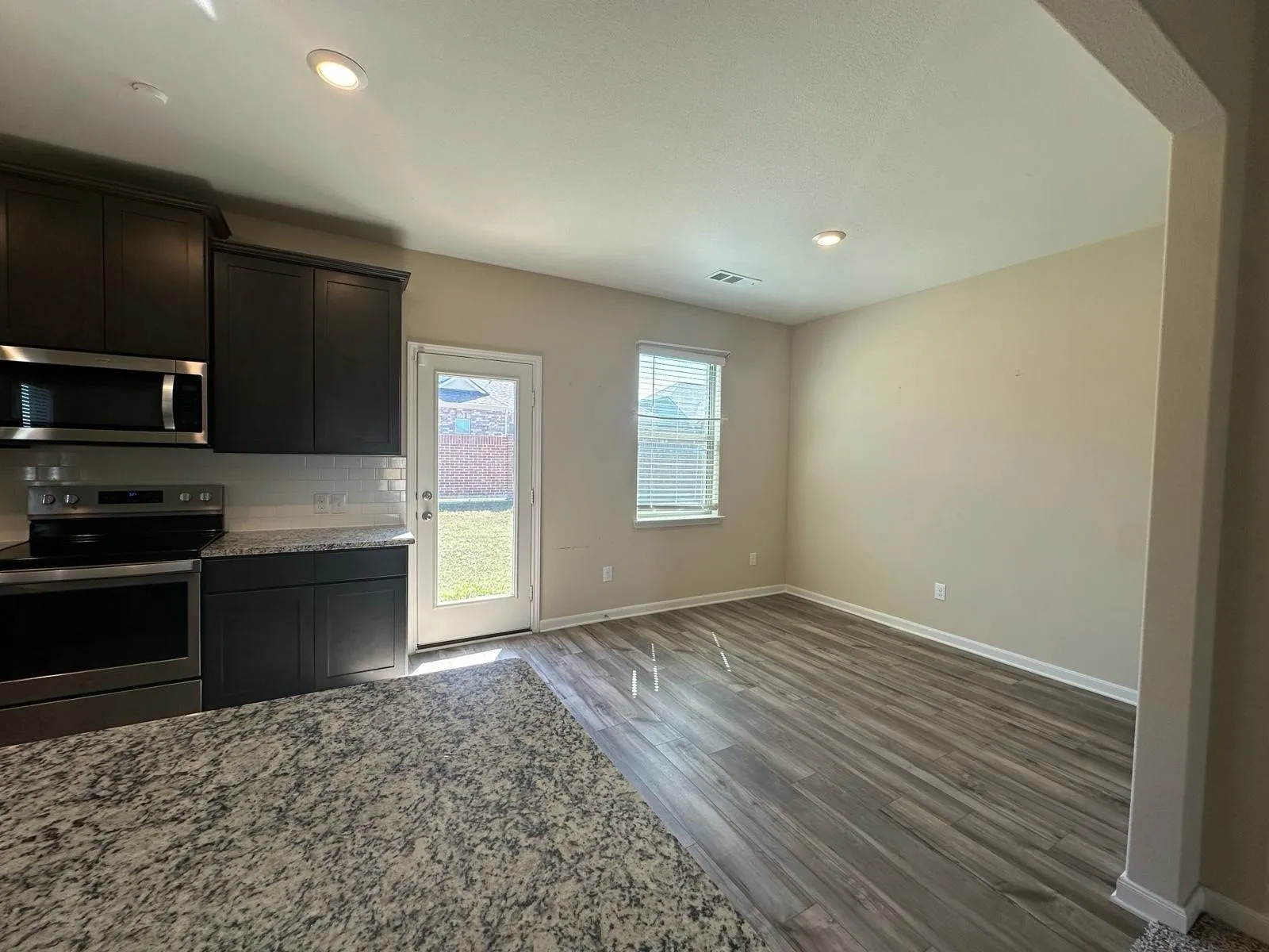 Single Family Residence For Rent in Collin County , 1707 Cotton Blossom Lane, Princeton, Texas 75407, 4 Bedrooms, 2 Bathrooms, 2 Garage spaces, 1,811 Sqft, built in 2021, Price $2,095, mls#21286211, Real Estate Agent in Princeton, Homes For Rent in Collin county, Homes For Rent in Princeton, Realtor in Princeton Texas, Real Estate Brokerage Independent Realty Texas, Luminita Cordes Realtor