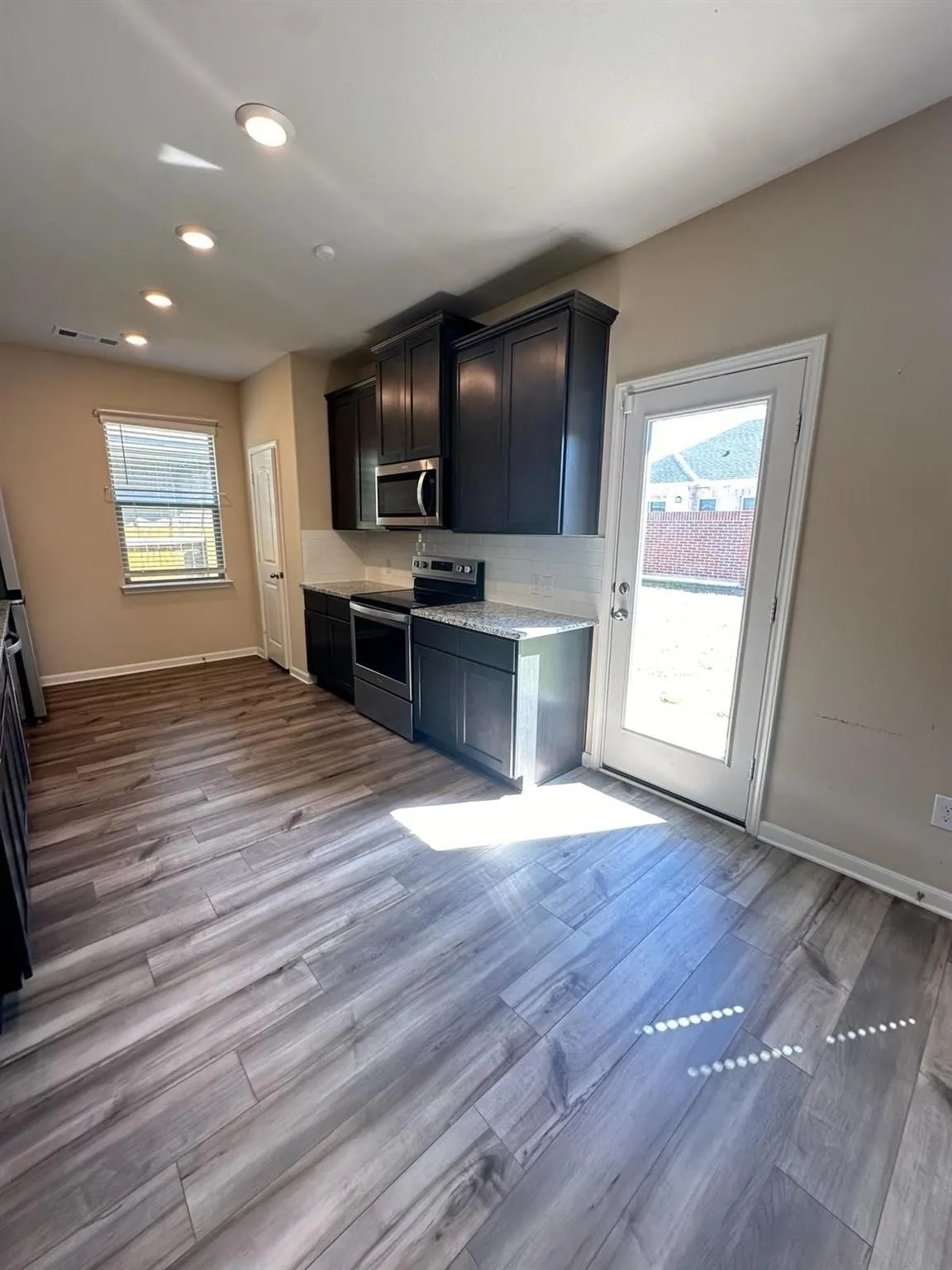 Single Family Residence For Rent in Collin County , 1707 Cotton Blossom Lane, Princeton, Texas 75407, 4 Bedrooms, 2 Bathrooms, 2 Garage spaces, 1,811 Sqft, built in 2021, Price $2,095, mls#21286211, Real Estate Agent in Princeton, Homes For Rent in Collin county, Homes For Rent in Princeton, Realtor in Princeton Texas, Real Estate Brokerage Independent Realty Texas, Luminita Cordes Realtor