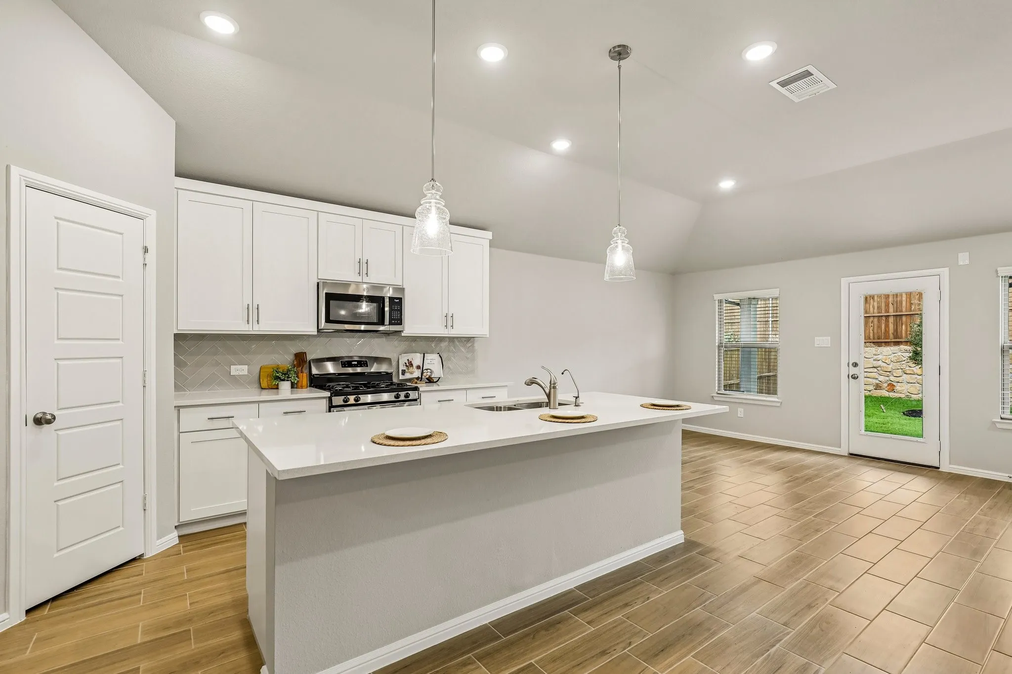 Single Family Residence For Sale in Tarrant County , 1713 Cambium Drive, Fort Worth, Texas 76131, 4 Bedroom, 3 Bathroom, 2 Garage spaces, 2,106 Sqft, built in 2026, mls#21270466, Real Estate Agent in Fort Worth, Homes For Sale in Tarrant county, Homes For Sale in Fort Worth, Realtor in Fort Worth Texas, Real Estate Brokerage Independent Realty Texas, Luminita Cordes Realtor