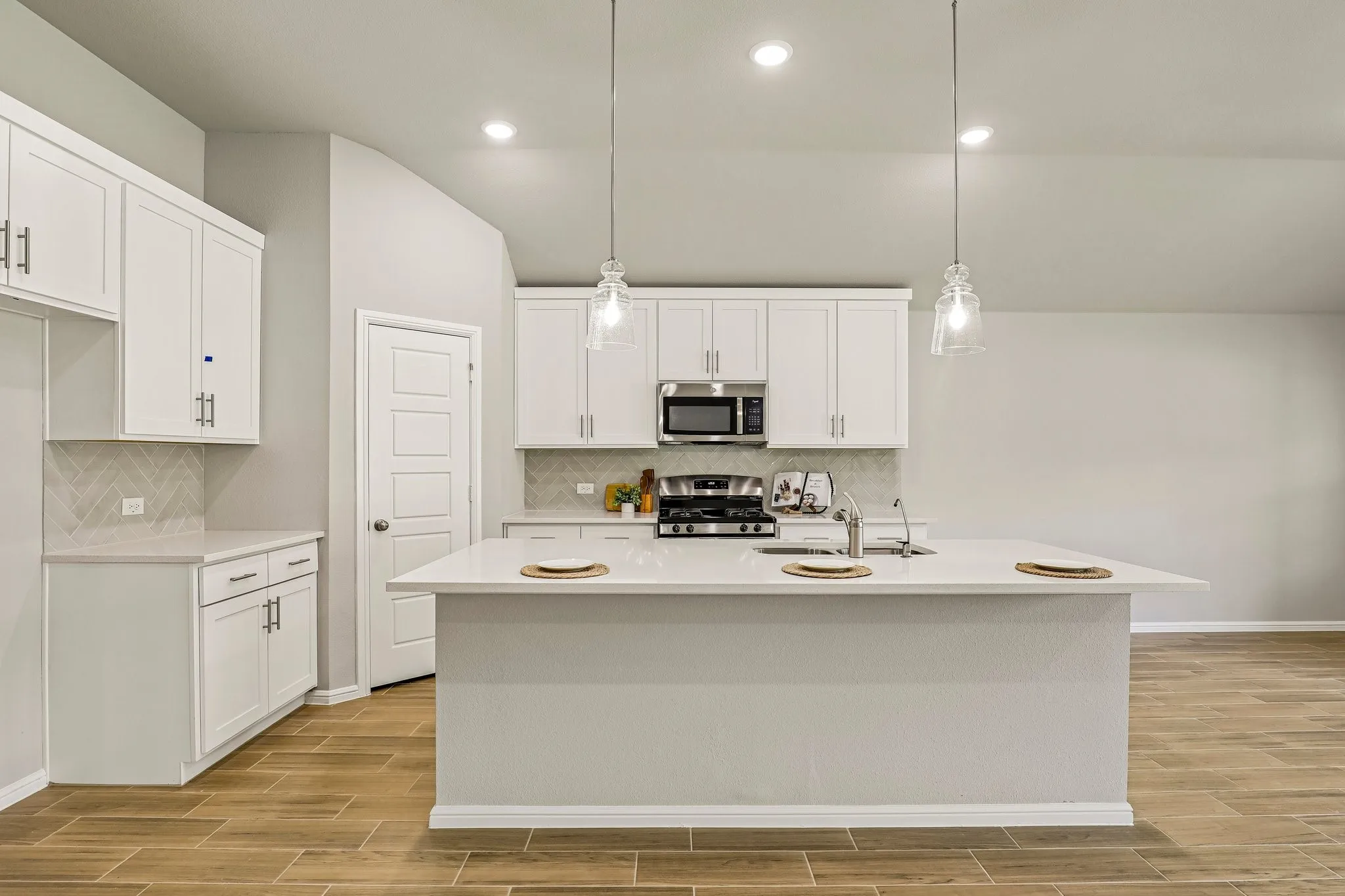 Single Family Residence For Sale in Tarrant County , 1713 Cambium Drive, Fort Worth, Texas 76131, 4 Bedroom, 3 Bathroom, 2 Garage spaces, 2,106 Sqft, built in 2026, mls#21270466, Real Estate Agent in Fort Worth, Homes For Sale in Tarrant county, Homes For Sale in Fort Worth, Realtor in Fort Worth Texas, Real Estate Brokerage Independent Realty Texas, Luminita Cordes Realtor
