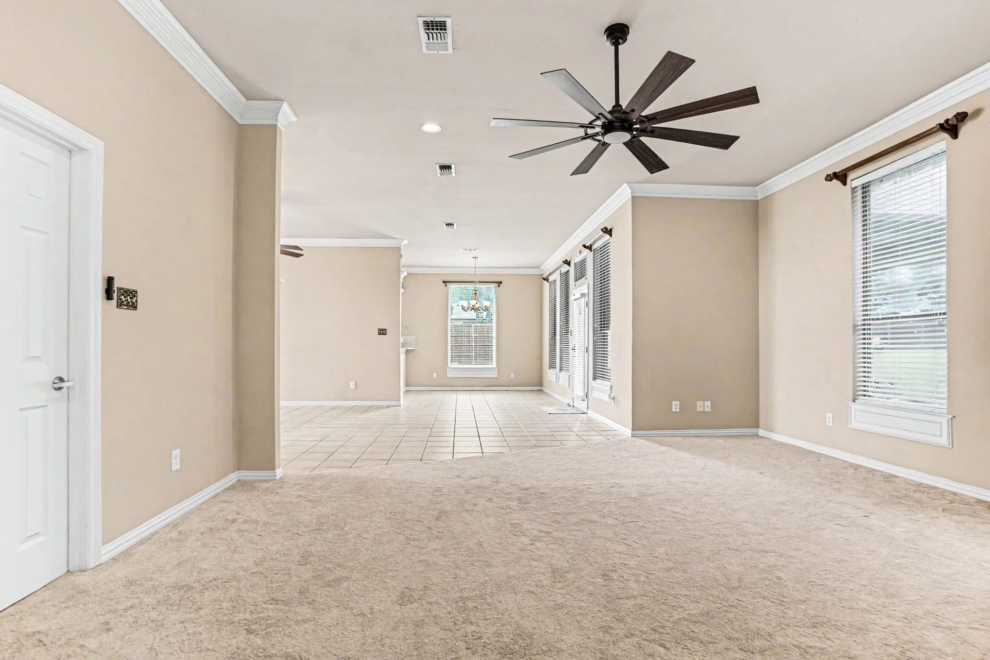 Single Family Residence For Sale in Ellis County , 3951 Joe Wilson Road, Midlothian, Texas 76065, 3 Bedrooms, 3 Bathrooms, 2 Garage spaces, 2,466 Sqft, built in 2000, Price $545,000, mls#21284032, Real Estate Agent in Midlothian, Homes For Sale in Ellis county, Homes For Sale in Midlothian, Realtor in Midlothian Texas, Real Estate Brokerage Independent Realty Texas, Luminita Cordes Realtor