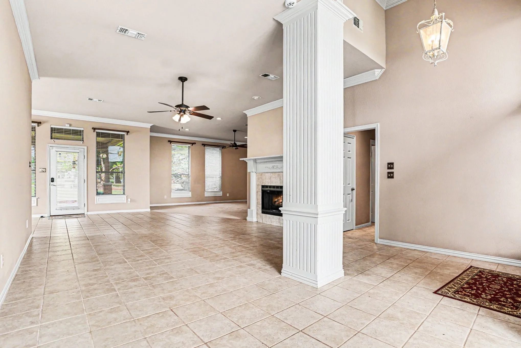 Single Family Residence For Sale in Ellis County , 3951 Joe Wilson Road, Midlothian, Texas 76065, 3 Bedrooms, 3 Bathrooms, 2 Garage spaces, 2,466 Sqft, built in 2000, Price $545,000, mls#21284032, Real Estate Agent in Midlothian, Homes For Sale in Ellis county, Homes For Sale in Midlothian, Realtor in Midlothian Texas, Real Estate Brokerage Independent Realty Texas, Luminita Cordes Realtor
