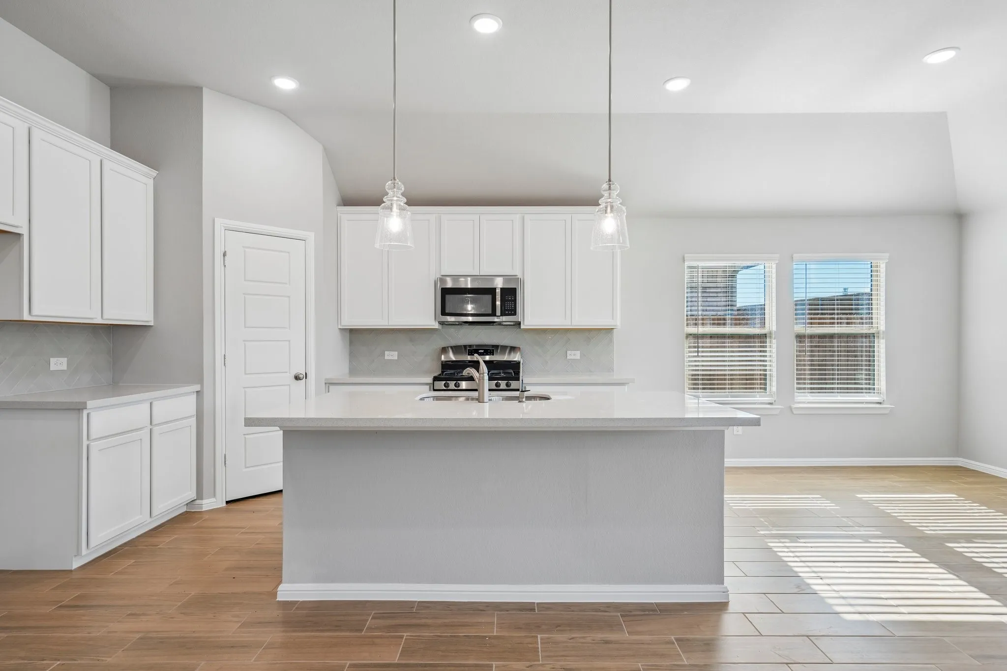 Single Family Residence For Sale in Collin County , 772 Grand Dale Drive, Lavon, Texas 75166, 4 Bedroom, 3 Bathroom, 2 Garage spaces, 2,184 Sqft, built in 2026, mls#21256931, Real Estate Agent in Lavon, Homes For Sale in Collin county, Homes For Sale in Lavon, Realtor in Lavon Texas, Real Estate Brokerage Independent Realty Texas, Luminita Cordes Realtor