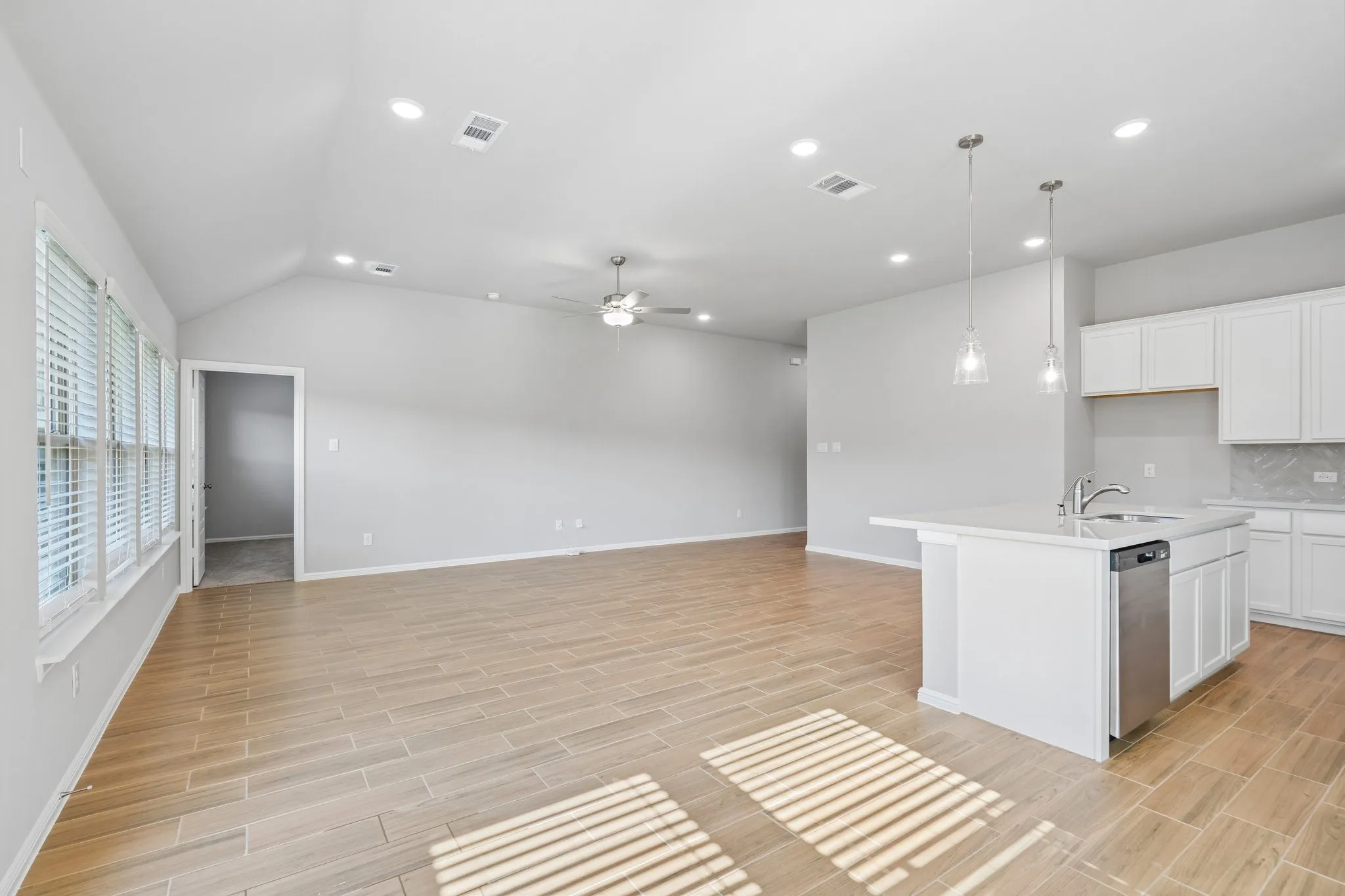 Single Family Residence For Sale in Collin County , 772 Grand Dale Drive, Lavon, Texas 75166, 4 Bedroom, 3 Bathroom, 2 Garage spaces, 2,184 Sqft, built in 2026, mls#21256931, Real Estate Agent in Lavon, Homes For Sale in Collin county, Homes For Sale in Lavon, Realtor in Lavon Texas, Real Estate Brokerage Independent Realty Texas, Luminita Cordes Realtor