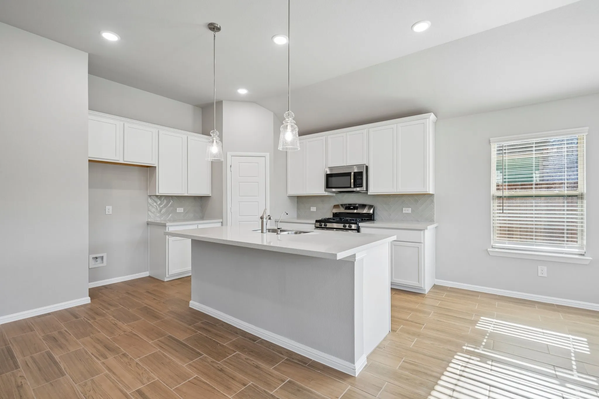 Single Family Residence For Sale in Collin County , 772 Grand Dale Drive, Lavon, Texas 75166, 4 Bedroom, 3 Bathroom, 2 Garage spaces, 2,184 Sqft, built in 2026, mls#21256931, Real Estate Agent in Lavon, Homes For Sale in Collin county, Homes For Sale in Lavon, Realtor in Lavon Texas, Real Estate Brokerage Independent Realty Texas, Luminita Cordes Realtor