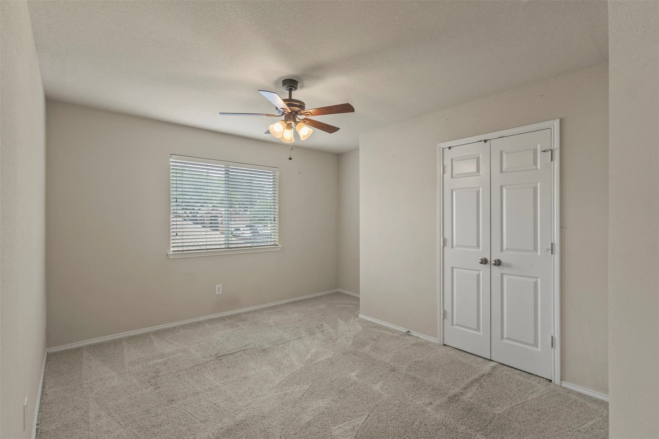 Single Family Residence For Sale in Collin County , 1203 Iron Horse Street, Wylie, Texas 75098, 4 Bedroom, 3 Bathroom, 2 Garage spaces, 3,083 Sqft, built in 2006, mls#21286219, Real Estate Agent in Wylie, Homes For Sale in Collin county, Homes For Sale in Wylie, Realtor in Wylie Texas, Real Estate Brokerage Independent Realty Texas, Luminita Cordes Realtor