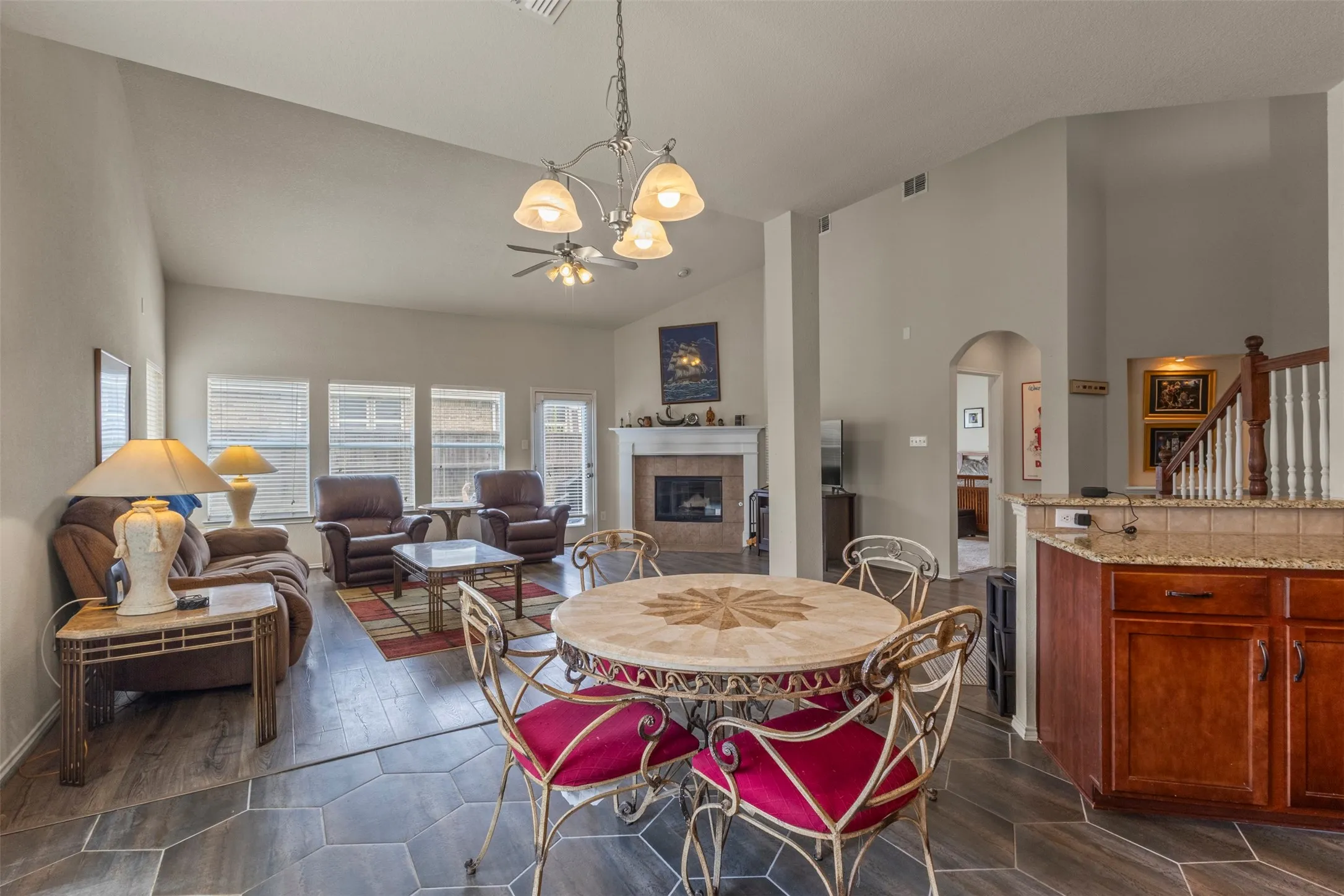 Single Family Residence For Sale in Collin County , 1203 Iron Horse Street, Wylie, Texas 75098, 4 Bedroom, 3 Bathroom, 2 Garage spaces, 3,083 Sqft, built in 2006, mls#21286219, Real Estate Agent in Wylie, Homes For Sale in Collin county, Homes For Sale in Wylie, Realtor in Wylie Texas, Real Estate Brokerage Independent Realty Texas, Luminita Cordes Realtor