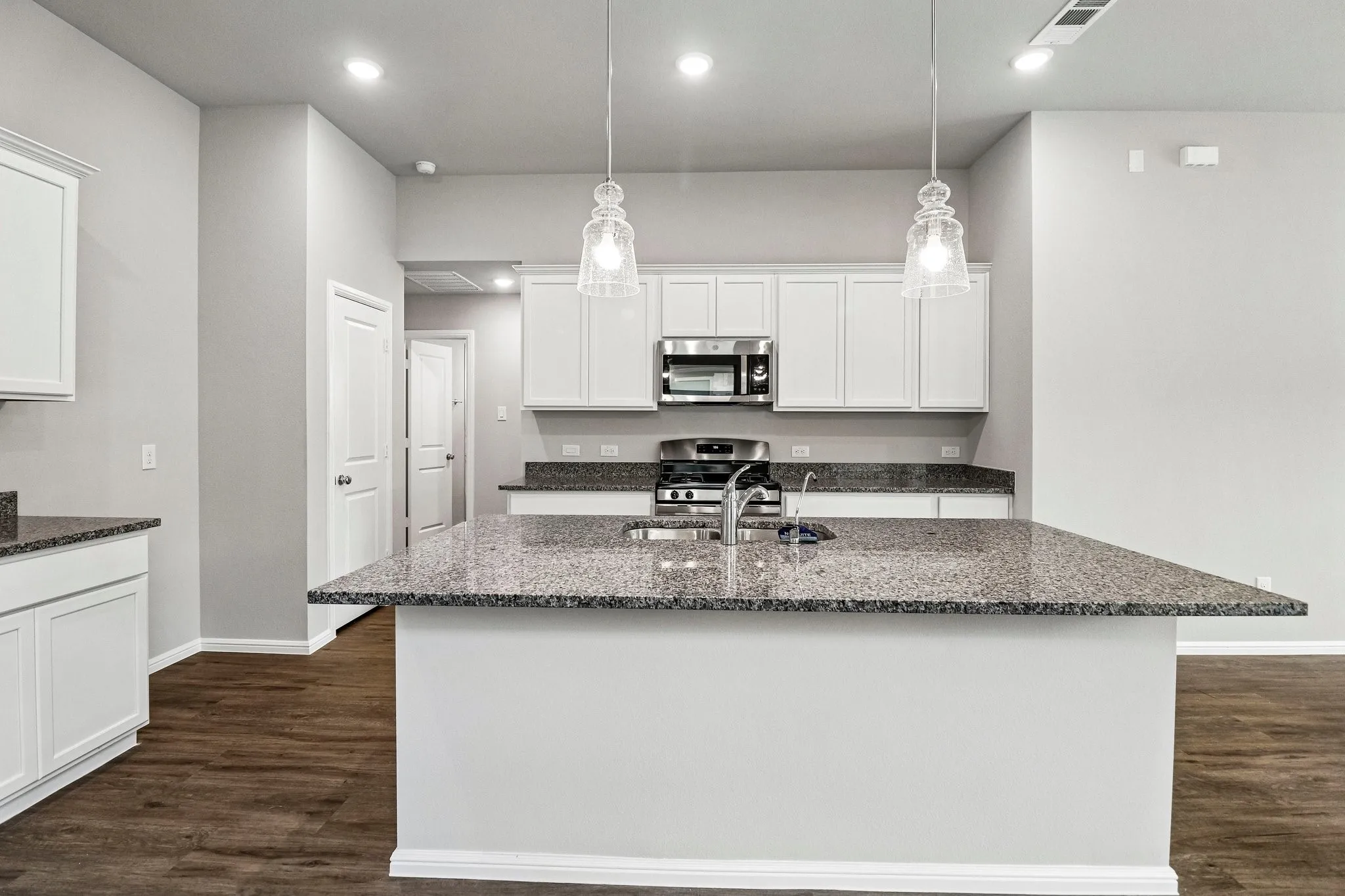 Single Family Residence For Sale in Collin County , 468 Tender Summit, Lavon, Texas 75166, 3 Bedroom, 2 Bathroom, 2 Garage spaces, 1,649 Sqft, built in 2026, mls#21271934, Real Estate Agent in Lavon, Homes For Sale in Collin county, Homes For Sale in Lavon, Realtor in Lavon Texas, Real Estate Brokerage Independent Realty Texas, Luminita Cordes Realtor