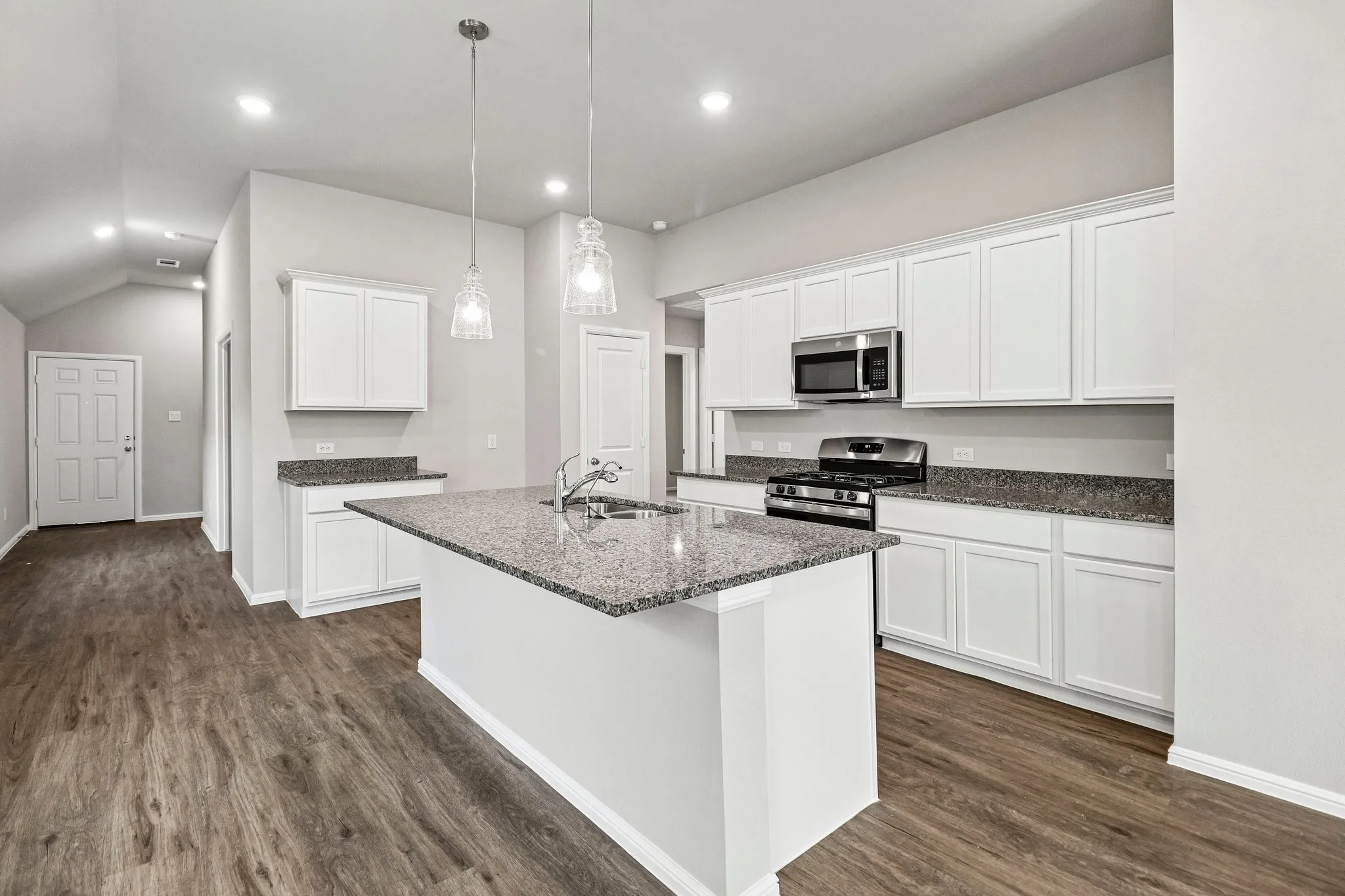 Single Family Residence For Sale in Collin County , 468 Tender Summit, Lavon, Texas 75166, 3 Bedroom, 2 Bathroom, 2 Garage spaces, 1,649 Sqft, built in 2026, mls#21271934, Real Estate Agent in Lavon, Homes For Sale in Collin county, Homes For Sale in Lavon, Realtor in Lavon Texas, Real Estate Brokerage Independent Realty Texas, Luminita Cordes Realtor