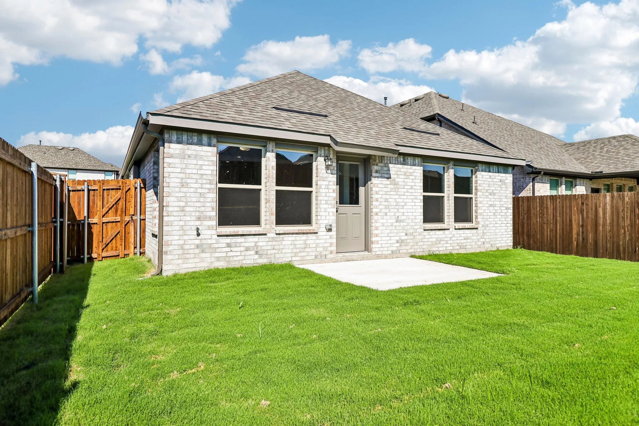 Single Family Residence For Sale in Collin County , 468 Tender Summit, Lavon, Texas 75166, 3 Bedroom, 2 Bathroom, 2 Garage spaces, 1,649 Sqft, built in 2026, mls#21271934, Real Estate Agent in Lavon, Homes For Sale in Collin county, Homes For Sale in Lavon, Realtor in Lavon Texas, Real Estate Brokerage Independent Realty Texas, Luminita Cordes Realtor