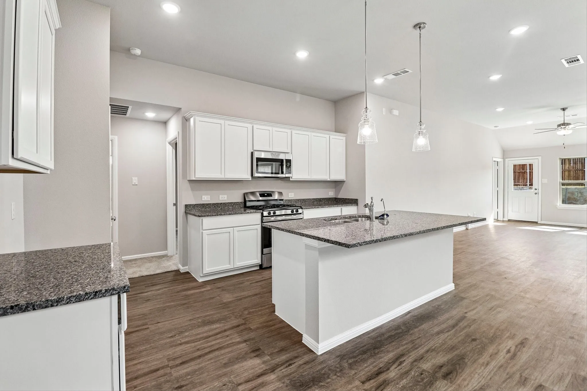 Single Family Residence For Sale in Collin County , 468 Tender Summit, Lavon, Texas 75166, 3 Bedroom, 2 Bathroom, 2 Garage spaces, 1,649 Sqft, built in 2026, mls#21271934, Real Estate Agent in Lavon, Homes For Sale in Collin county, Homes For Sale in Lavon, Realtor in Lavon Texas, Real Estate Brokerage Independent Realty Texas, Luminita Cordes Realtor