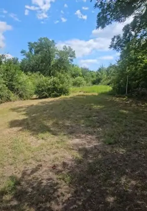 Single Family Residence For Sale in Dallas County , 837 W Gross Street, Mesquite, Texas 75149, 2 Bedrooms, 2 Bathrooms, Garage spaces, 604 Sqft, built in 1954, Price $1,100,000, mls#21286238, Real Estate Agent in Mesquite, Homes For Sale in Dallas county, Homes For Sale in Mesquite, Realtor in Mesquite Texas, Real Estate Brokerage Independent Realty Texas, Luminita Cordes Realtor