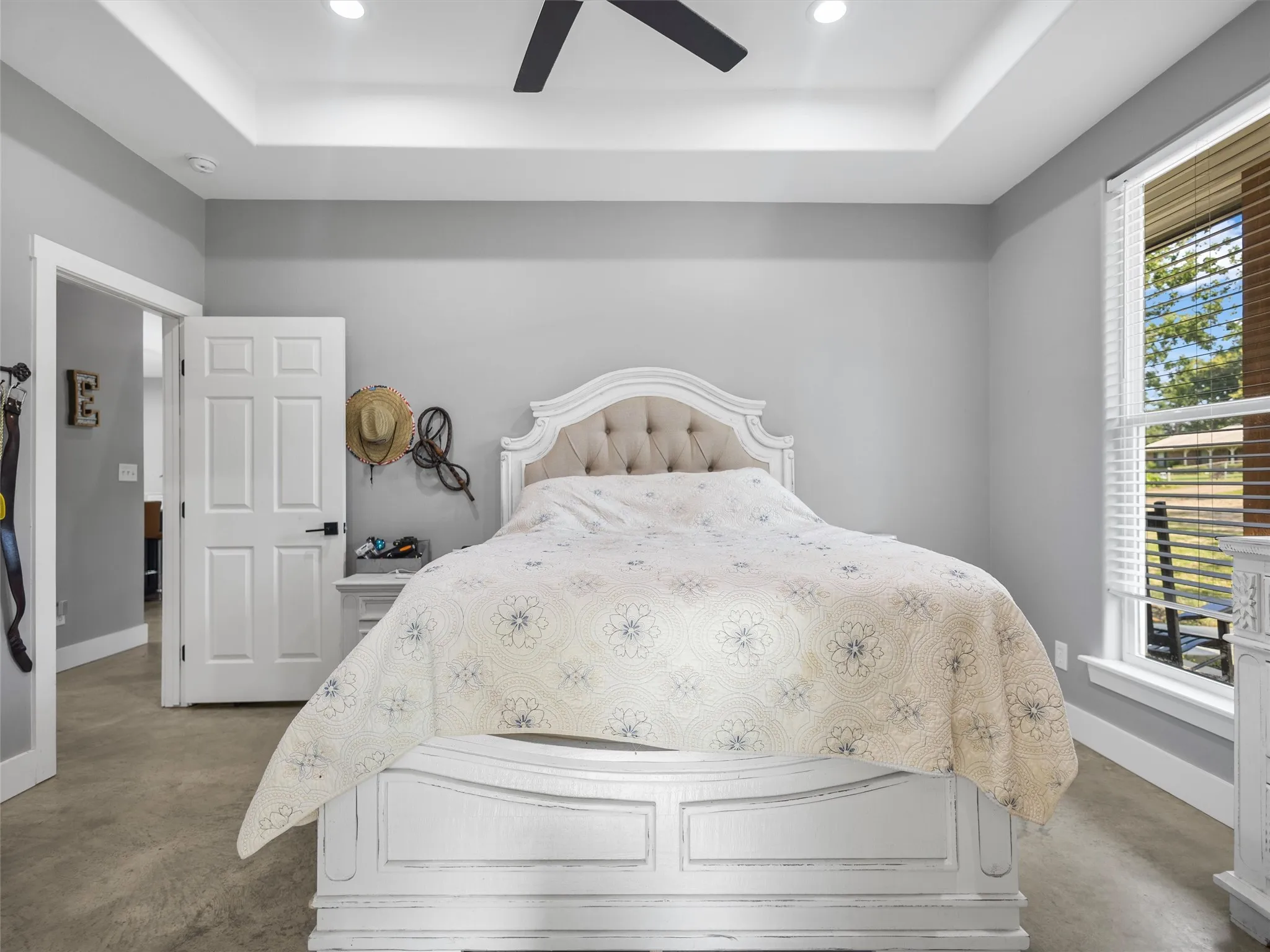 Single Family Residence For Sale in Upshur County , 1562 N Willow Oak Road, Gladewater, Texas 75647, 3 Bedrooms, 2 Bathrooms, 2 Garage spaces, 1,749 Sqft, built in 2024, Price $399,900, mls#21286247, Real Estate Agent in Gladewater, Homes For Sale in Upshur county, Homes For Sale in Gladewater, Realtor in Gladewater Texas, Real Estate Brokerage Independent Realty Texas, Luminita Cordes Realtor