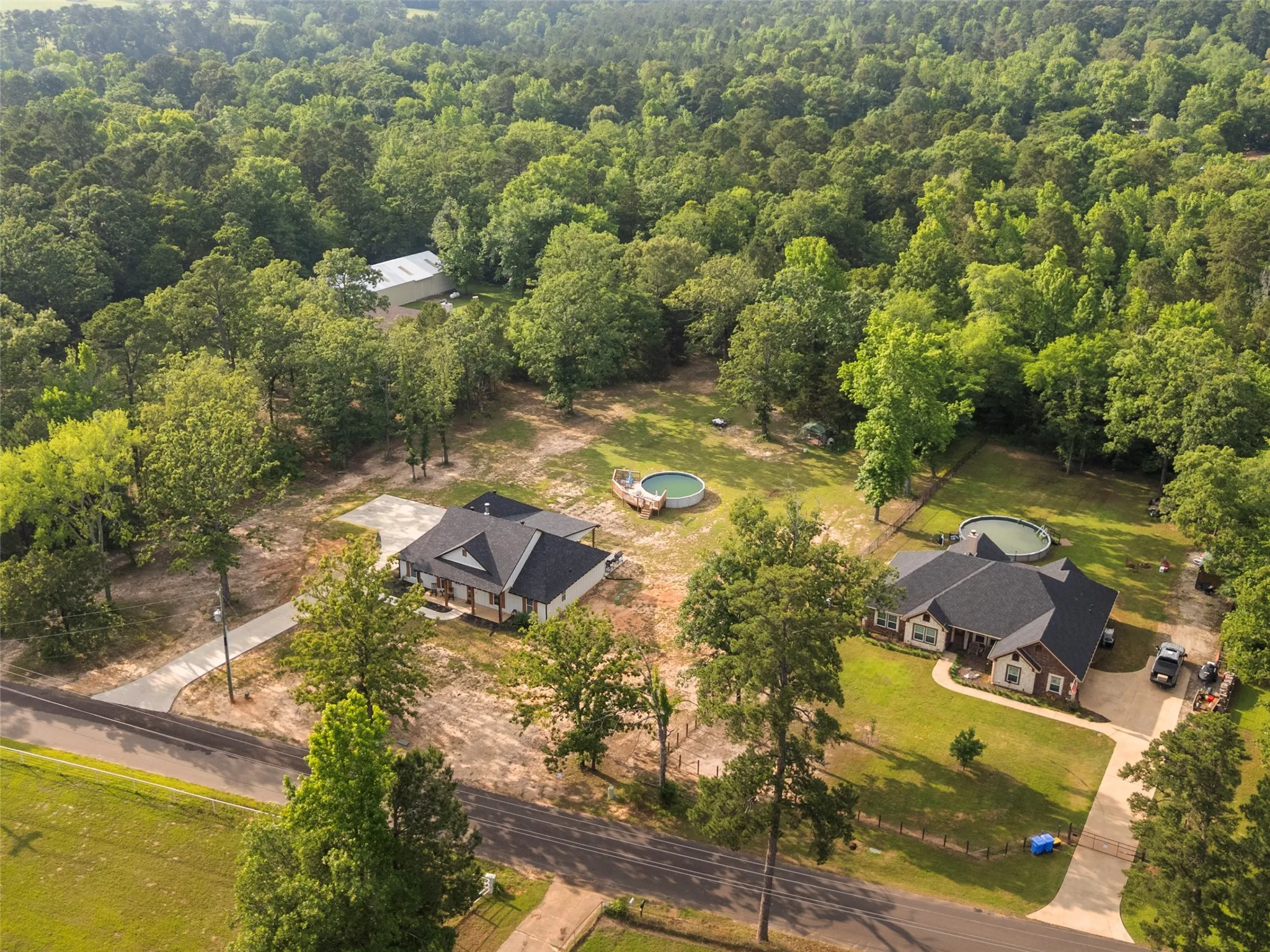 Single Family Residence For Sale in Upshur County , 1562 N Willow Oak Road, Gladewater, Texas 75647, 3 Bedrooms, 2 Bathrooms, 2 Garage spaces, 1,749 Sqft, built in 2024, Price $399,900, mls#21286247, Real Estate Agent in Gladewater, Homes For Sale in Upshur county, Homes For Sale in Gladewater, Realtor in Gladewater Texas, Real Estate Brokerage Independent Realty Texas, Luminita Cordes Realtor