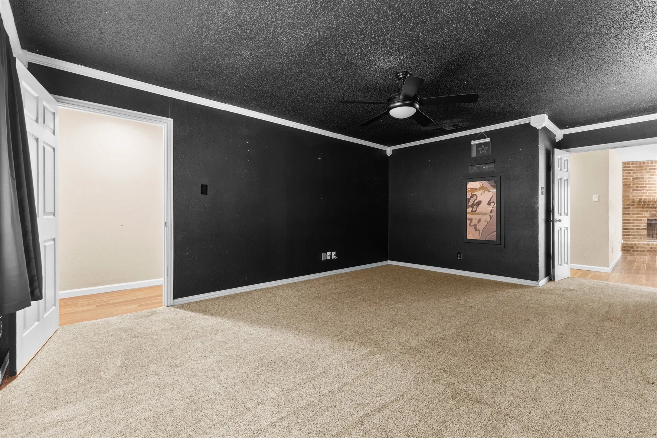 Single Family Residence For Sale in Tarrant County , 4108 Cypress Springs Drive, Arlington, Texas 76001, 3 Bedroom, 2 Bathroom, 2 Garage spaces, 1,710 Sqft, built in 1983, mls#21286231, Real Estate Agent in Arlington, Homes For Sale in Tarrant county, Homes For Sale in Arlington, Realtor in Arlington Texas, Real Estate Brokerage Independent Realty Texas, Luminita Cordes Realtor