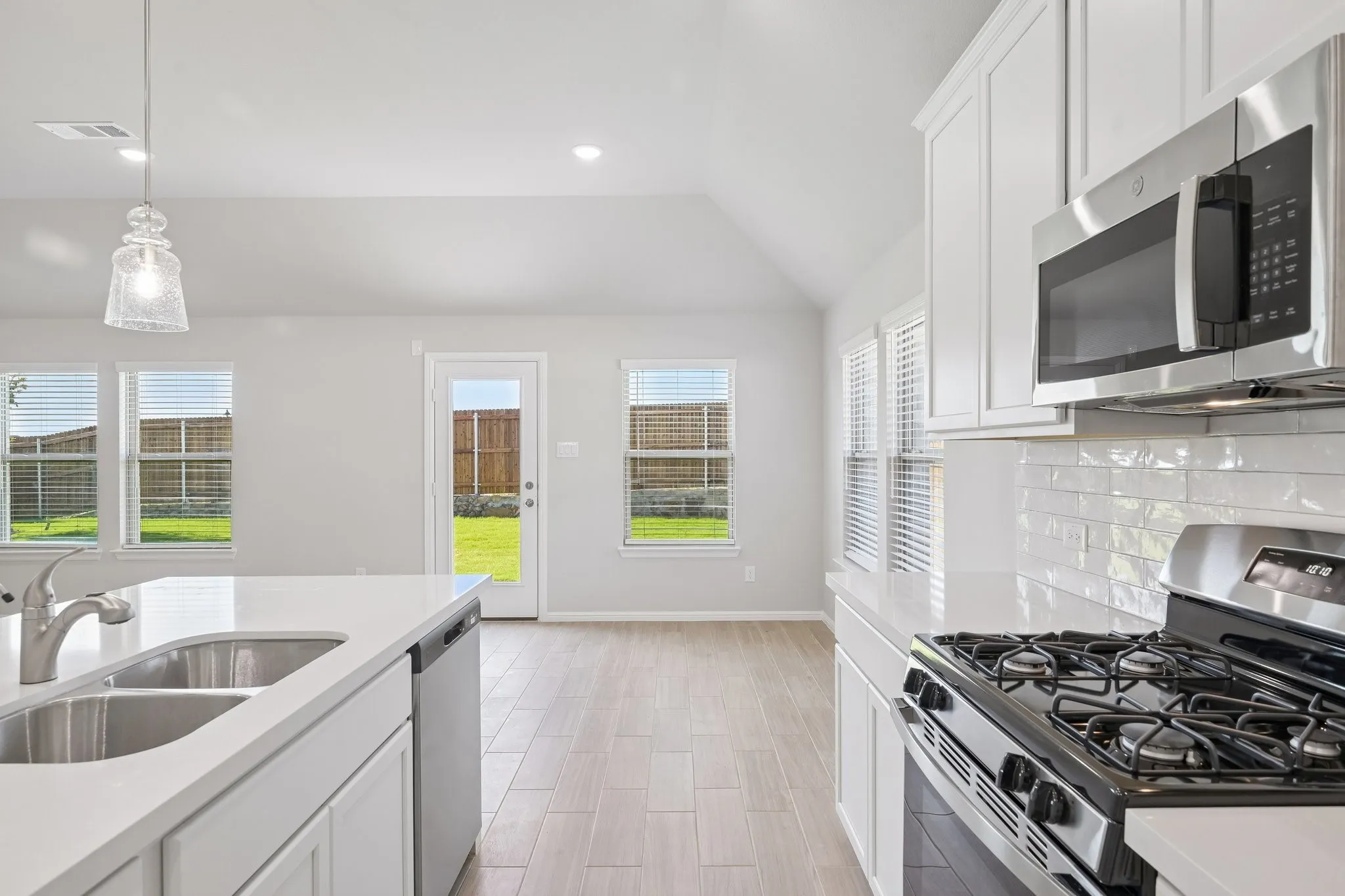 Single Family Residence For Sale in Collin County , 792 Grand Dale Drive, Lavon, Texas 75166, 4 Bedroom, 3 Bathroom, 2 Garage spaces, 2,184 Sqft, built in 2026, mls#21276404, Real Estate Agent in Lavon, Homes For Sale in Collin county, Homes For Sale in Lavon, Realtor in Lavon Texas, Real Estate Brokerage Independent Realty Texas, Luminita Cordes Realtor