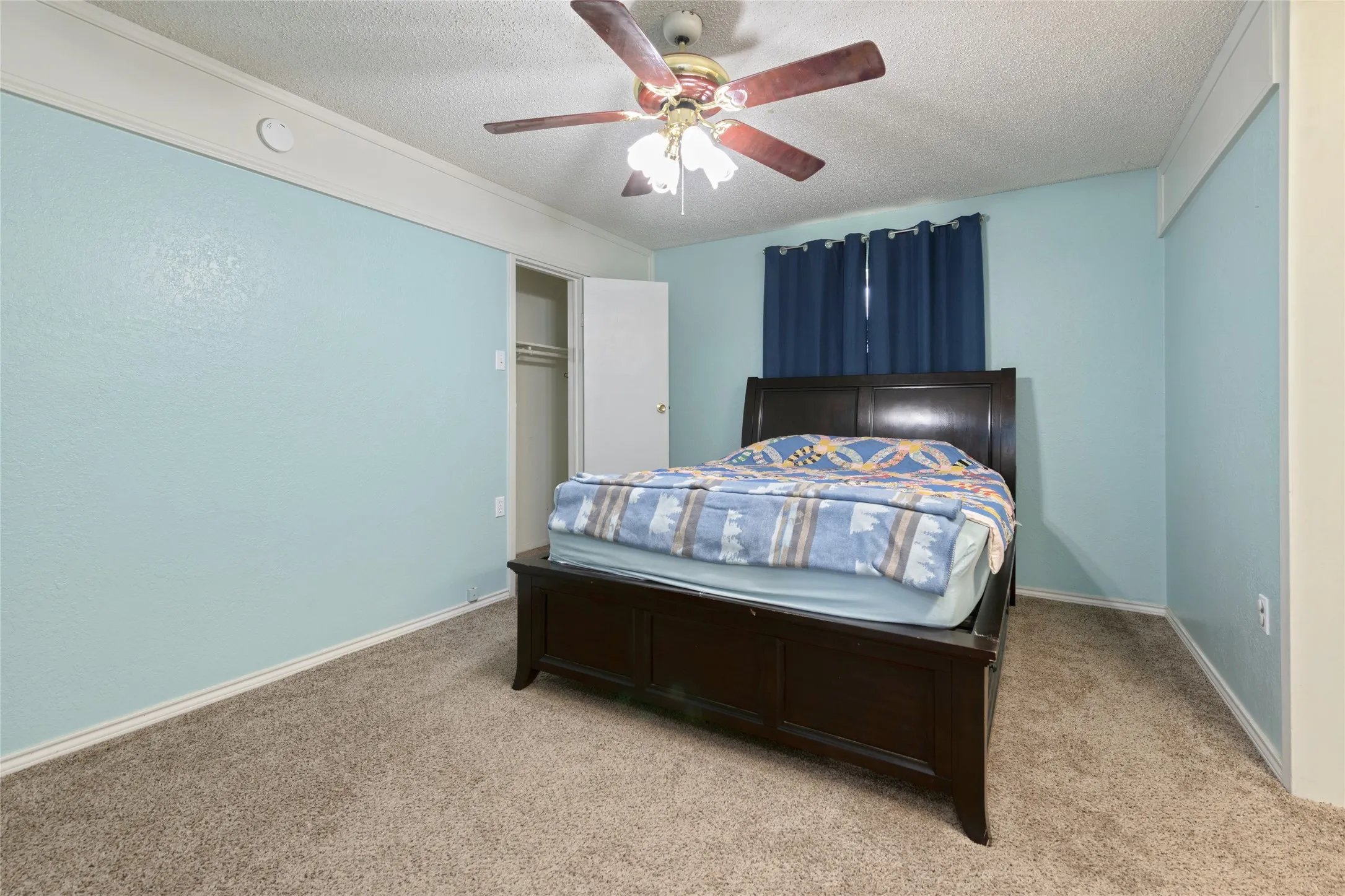 Single Family Residence For Sale in Taylor County , 1033 Wolfe Road A, Abilene, Texas 79602, 3 Bedroom, 2 Bathroom, 2 Garage spaces, 1,926 Sqft, built in 1983, mls#21285809, Real Estate Agent in Abilene, Homes For Sale in Taylor county, Homes For Sale in Abilene, Realtor in Abilene Texas, Real Estate Brokerage Independent Realty Texas, Luminita Cordes Realtor