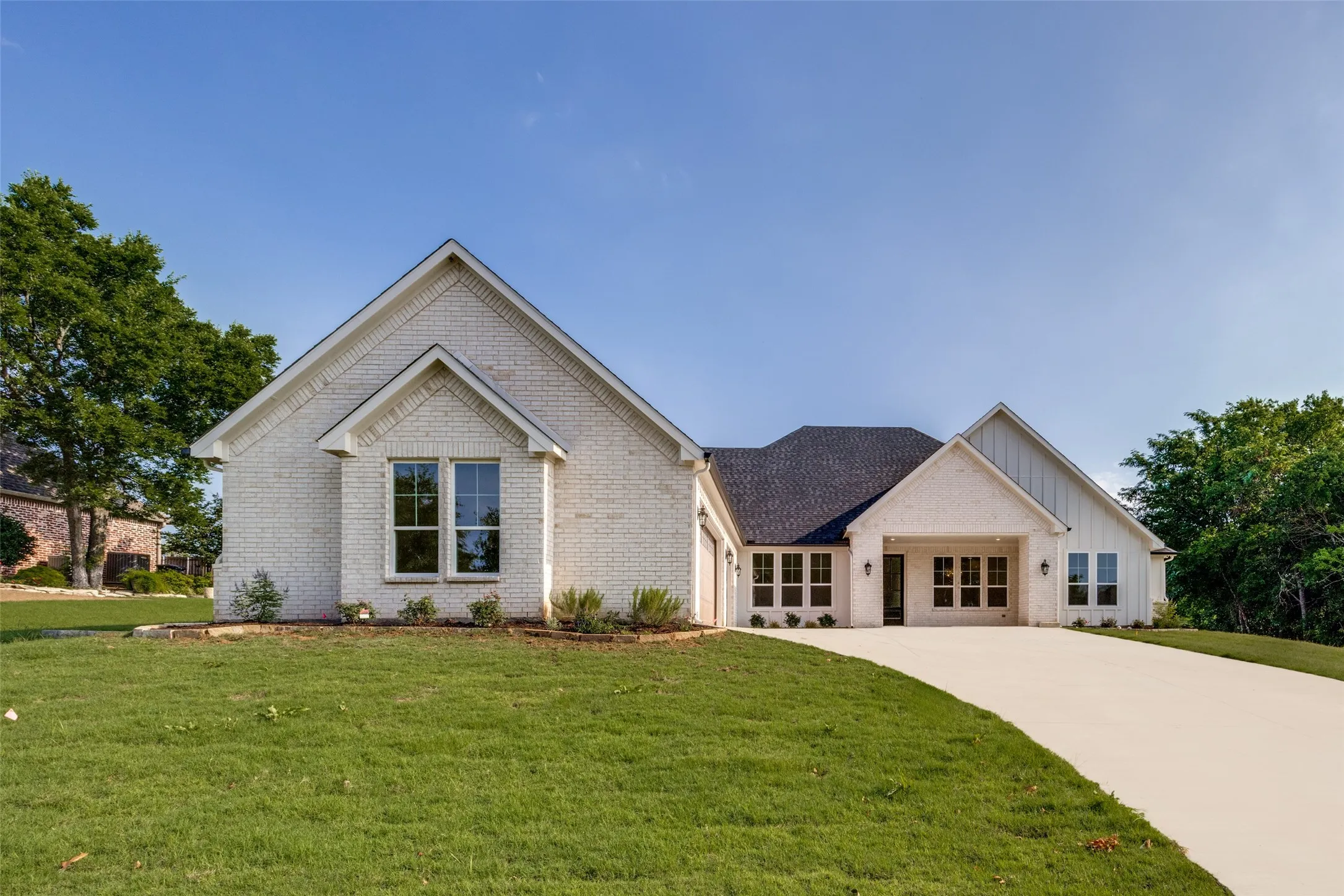 Single Family Residence For Sale in Grayson County , 145 Eagle Chase Lane, Pottsboro, Texas 75076, 4 Bedroom, 3 Bathroom, 3 Garage spaces, 3,111 Sqft, built in 2026, mls#21285329, Real Estate Agent in Pottsboro, Homes For Sale in Grayson county, Homes For Sale in Pottsboro, Realtor in Pottsboro Texas, Real Estate Brokerage Independent Realty Texas, Luminita Cordes Realtor