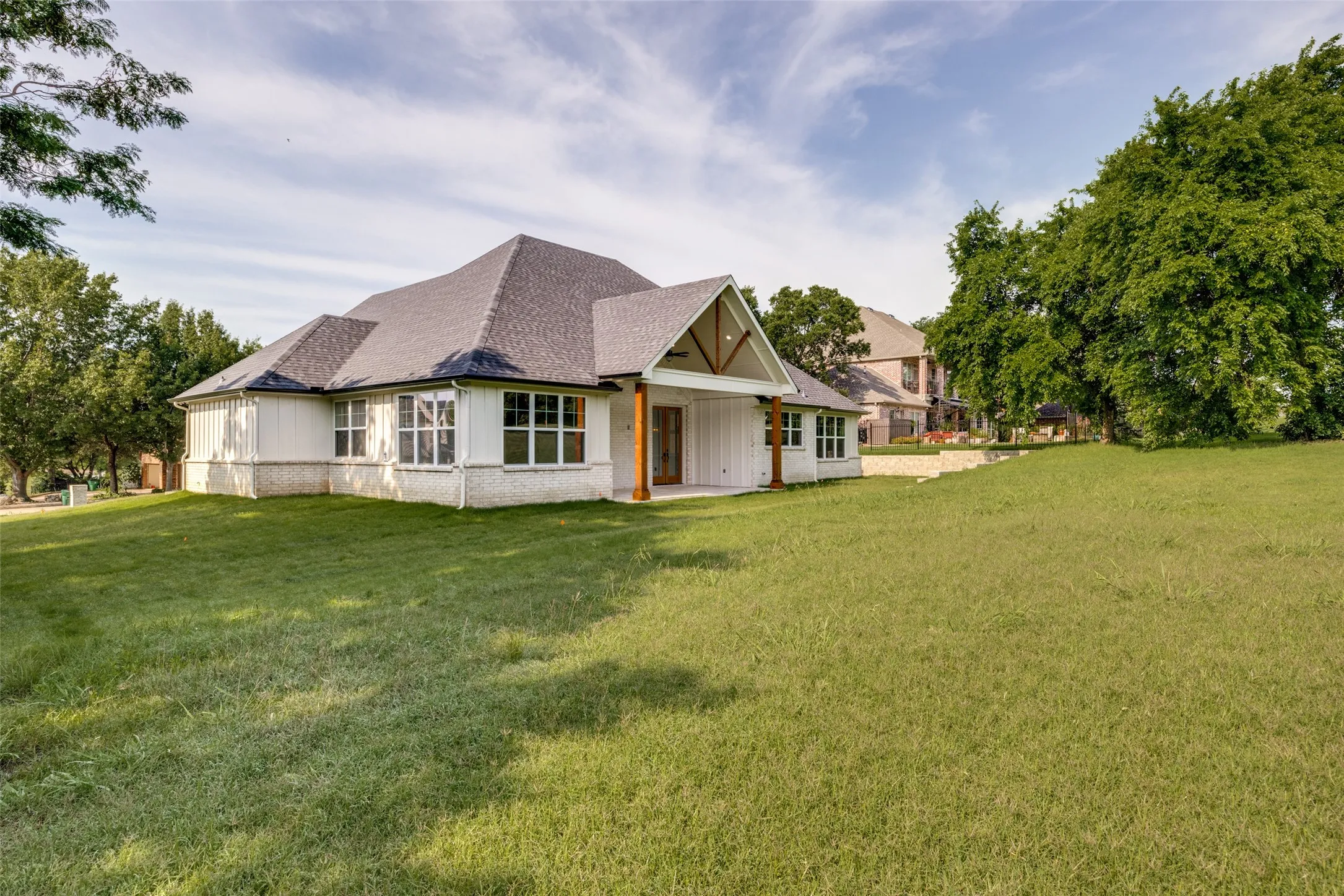 Single Family Residence For Sale in Grayson County , 145 Eagle Chase Lane, Pottsboro, Texas 75076, 4 Bedroom, 3 Bathroom, 3 Garage spaces, 3,111 Sqft, built in 2026, mls#21285329, Real Estate Agent in Pottsboro, Homes For Sale in Grayson county, Homes For Sale in Pottsboro, Realtor in Pottsboro Texas, Real Estate Brokerage Independent Realty Texas, Luminita Cordes Realtor