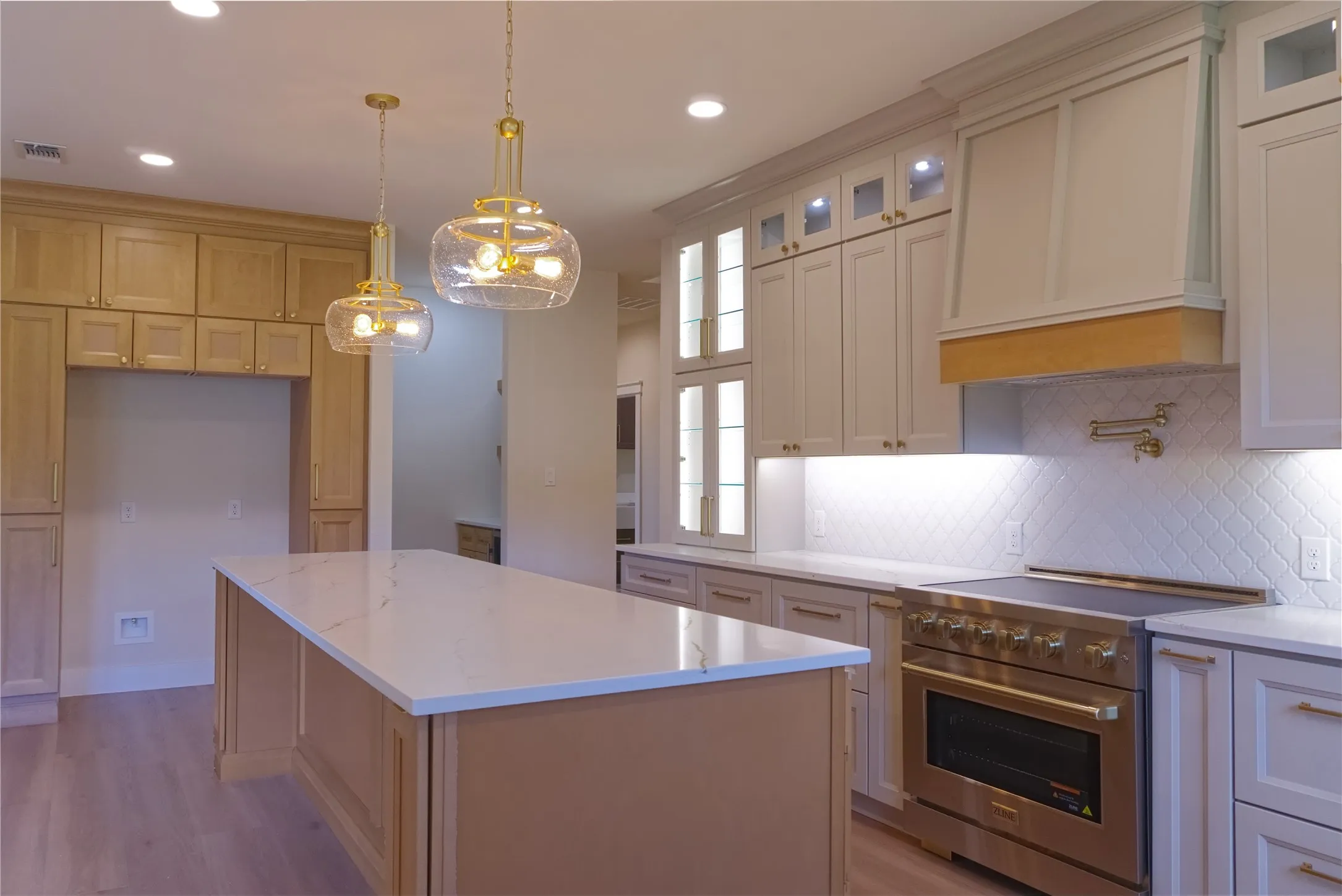 Single Family Residence For Sale in Grayson County , 145 Eagle Chase Lane, Pottsboro, Texas 75076, 4 Bedroom, 3 Bathroom, 3 Garage spaces, 3,111 Sqft, built in 2026, mls#21285329, Real Estate Agent in Pottsboro, Homes For Sale in Grayson county, Homes For Sale in Pottsboro, Realtor in Pottsboro Texas, Real Estate Brokerage Independent Realty Texas, Luminita Cordes Realtor