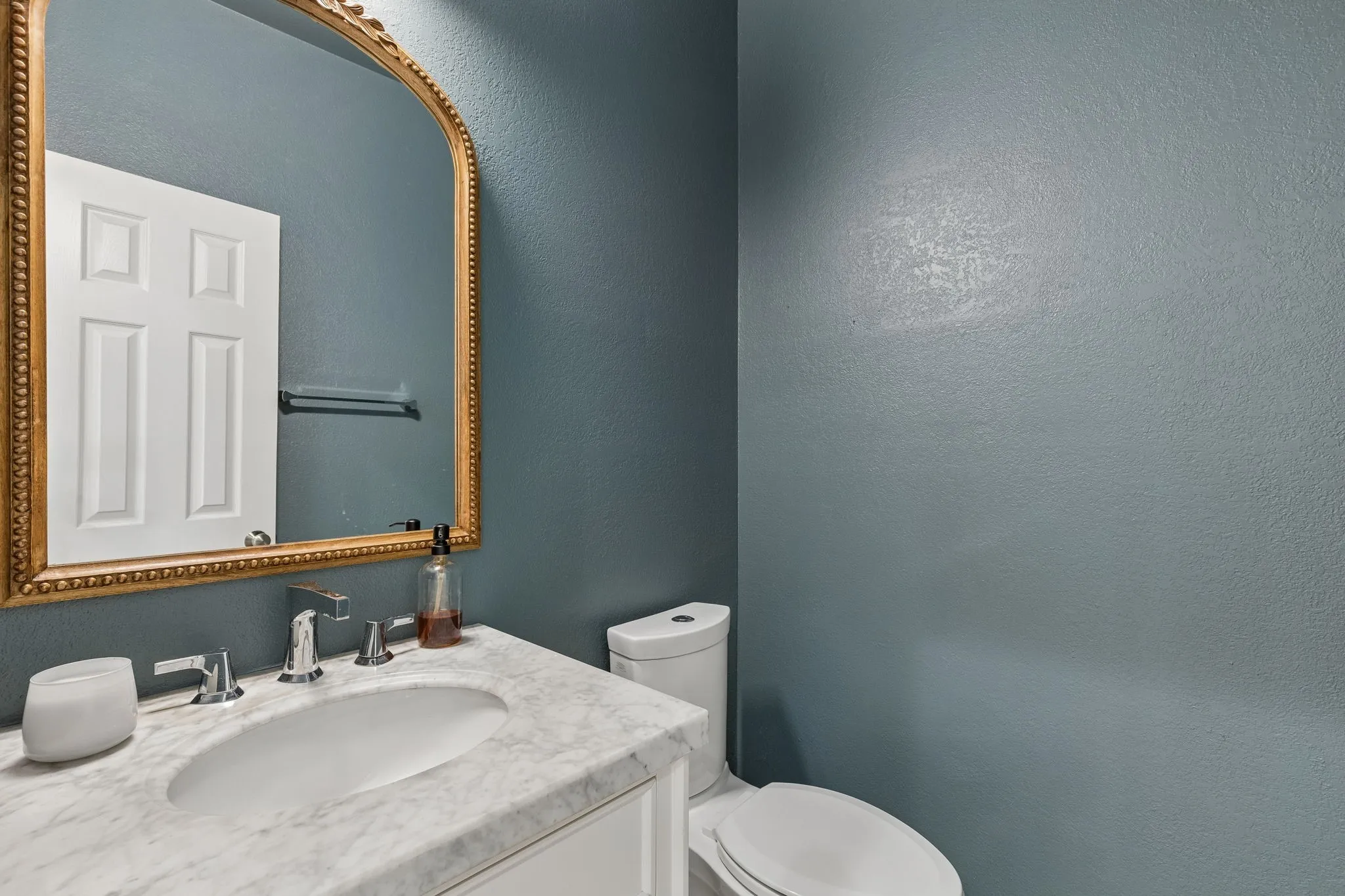 Single Family Residence For Sale in Collin County , 2902 Stonepointe, Mc Kinney, Texas 75072, 4 Bedroom, 3 Bathroom, 2 Garage spaces, 3,086 Sqft, built in 1988, mls#21286106, Real Estate Agent in Mc Kinney, Homes For Sale in Collin county, Homes For Sale in Mc Kinney, Realtor in Mc Kinney Texas, Real Estate Brokerage Independent Realty Texas, Luminita Cordes Realtor