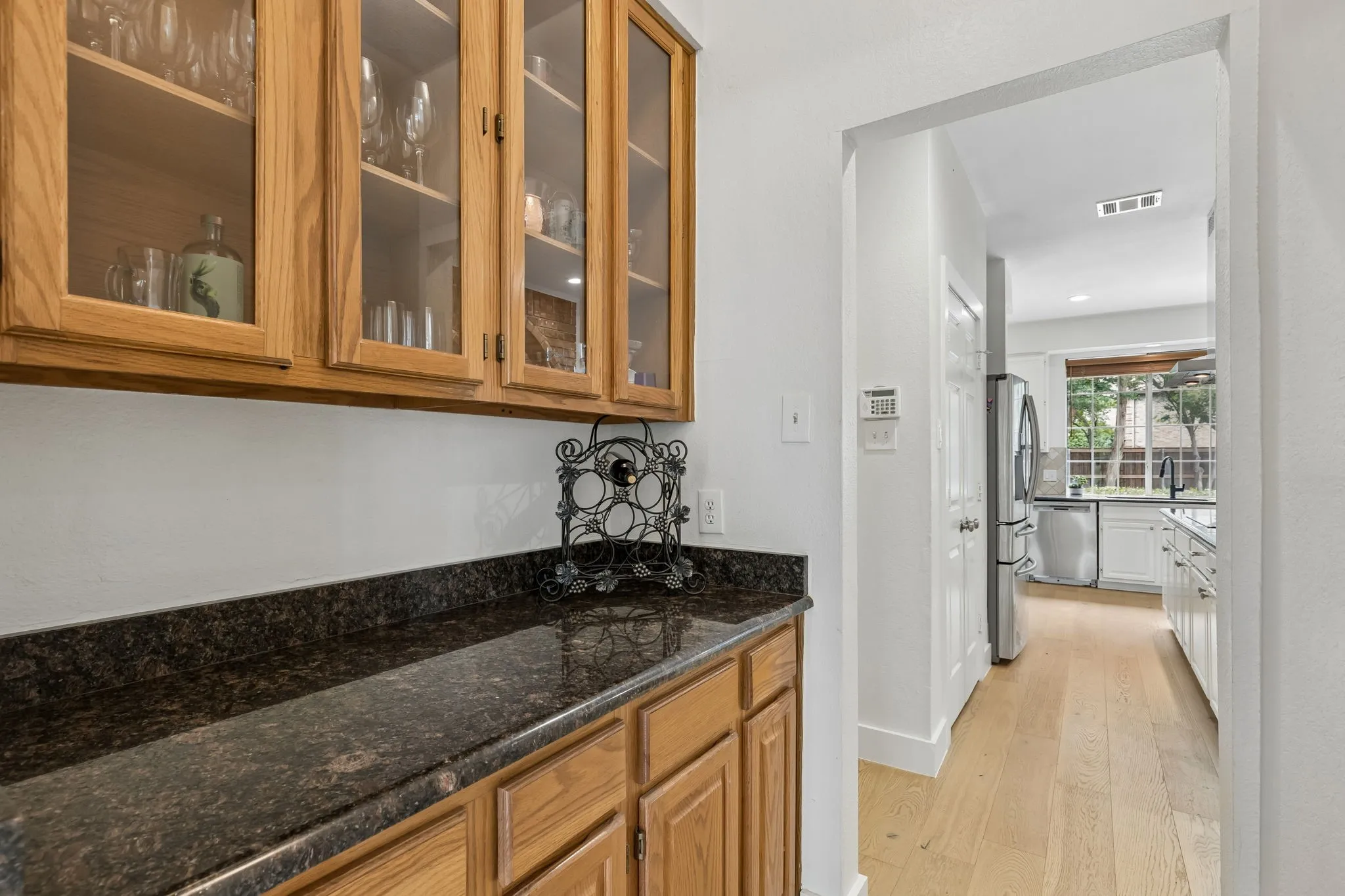 Single Family Residence For Sale in Collin County , 2902 Stonepointe, Mc Kinney, Texas 75072, 4 Bedroom, 3 Bathroom, 2 Garage spaces, 3,086 Sqft, built in 1988, mls#21286106, Real Estate Agent in Mc Kinney, Homes For Sale in Collin county, Homes For Sale in Mc Kinney, Realtor in Mc Kinney Texas, Real Estate Brokerage Independent Realty Texas, Luminita Cordes Realtor