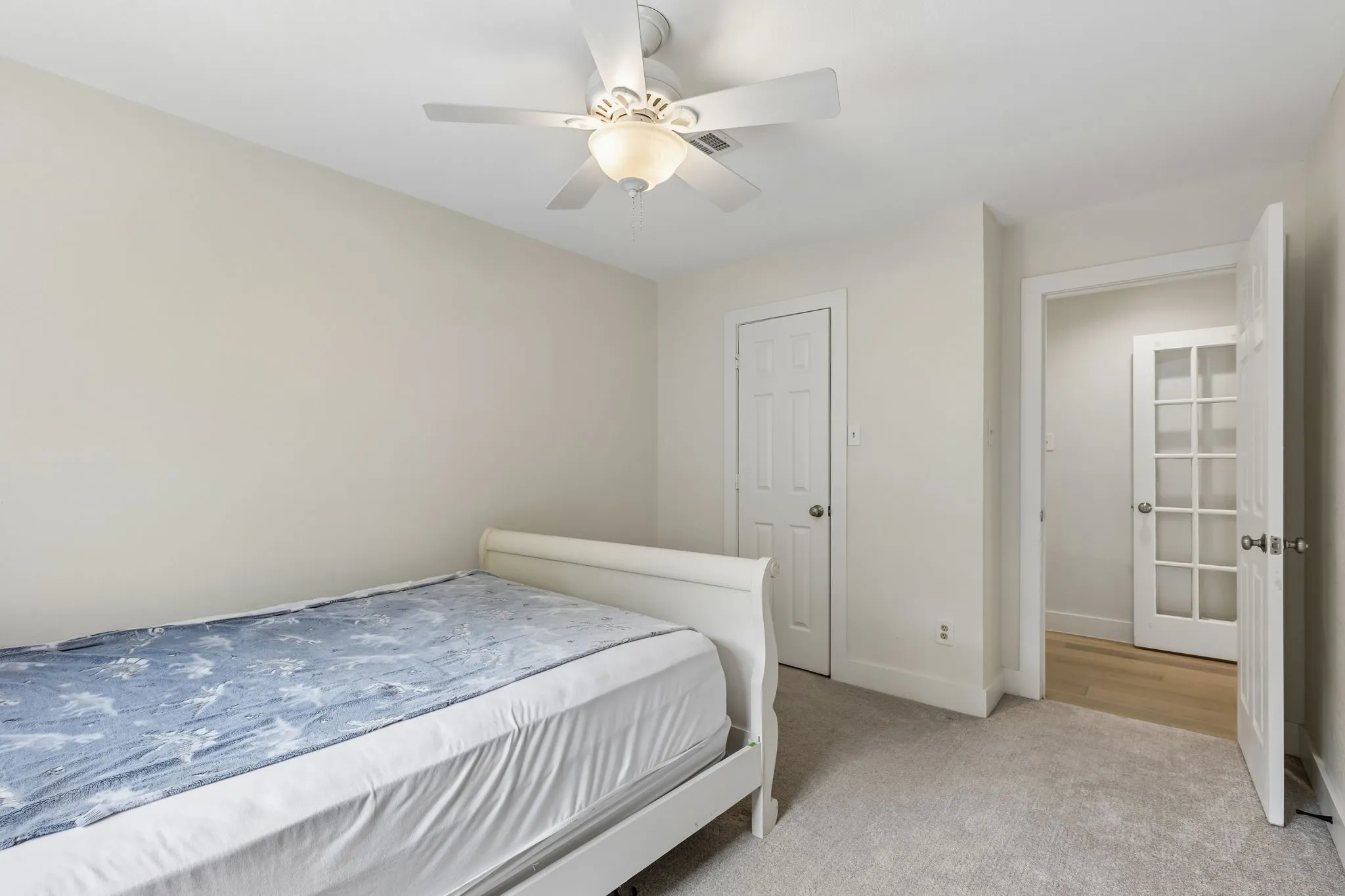 Single Family Residence For Sale in Collin County , 2902 Stonepointe, Mc Kinney, Texas 75072, 4 Bedroom, 3 Bathroom, 2 Garage spaces, 3,086 Sqft, built in 1988, mls#21286106, Real Estate Agent in Mc Kinney, Homes For Sale in Collin county, Homes For Sale in Mc Kinney, Realtor in Mc Kinney Texas, Real Estate Brokerage Independent Realty Texas, Luminita Cordes Realtor