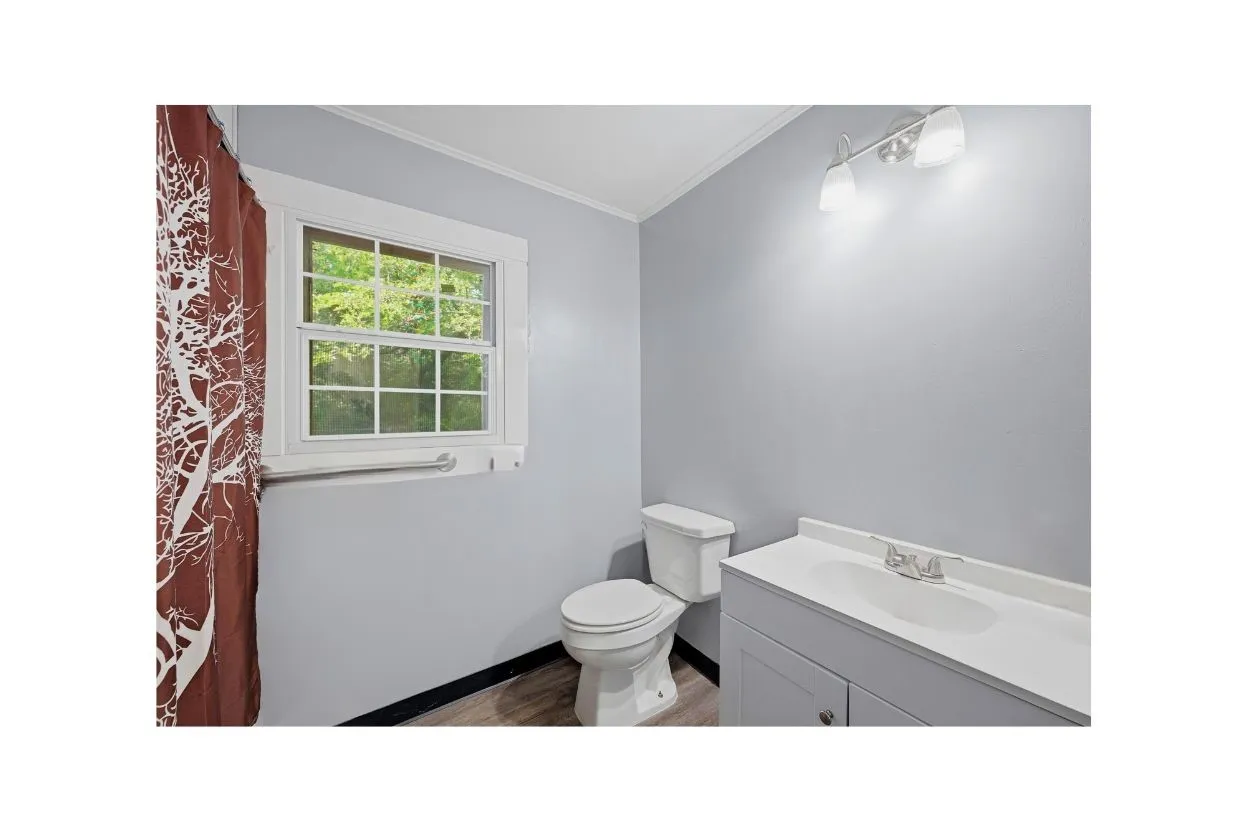 Single Family Residence For Sale in Grayson County , 2912 W Morton Street, Denison, Texas 75020, 3 Bedroom, 2 Bathroom, Garage spaces, 1,754 Sqft, built in 1952, mls#21281857, Real Estate Agent in Denison, Homes For Sale in Grayson county, Homes For Sale in Denison, Realtor in Denison Texas, Real Estate Brokerage Independent Realty Texas, Luminita Cordes Realtor
