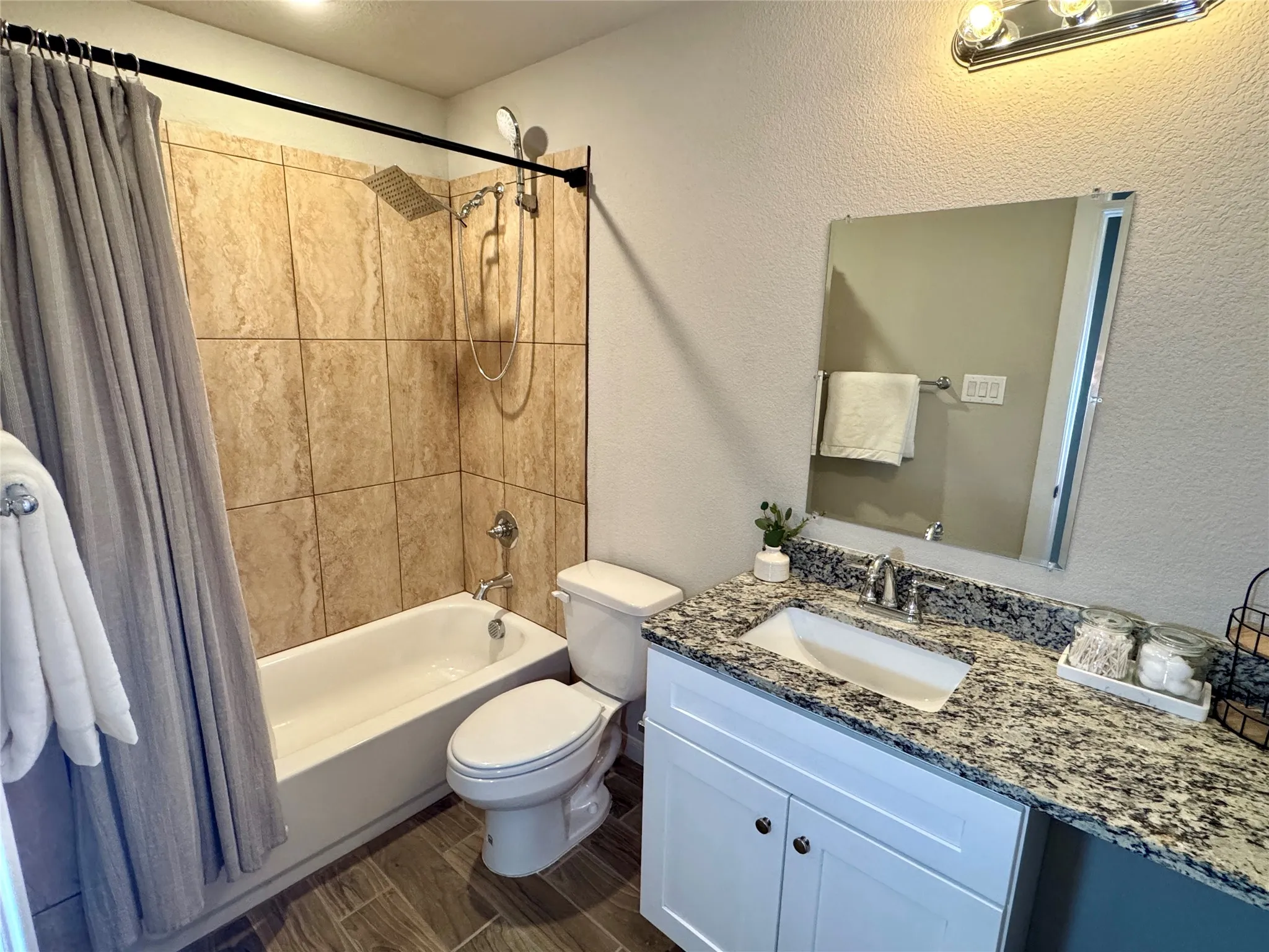 Single Family Residence For Sale in Wise County , 124 Oakwood Street, Chico, Texas 76431, 4 Bedroom, 2 Bathroom, Garage spaces, 1,591 Sqft, built in 2021, mls#21283941, Real Estate Agent in Chico, Homes For Sale in Wise county, Homes For Sale in Chico, Realtor in Chico Texas, Real Estate Brokerage Independent Realty Texas, Luminita Cordes Realtor