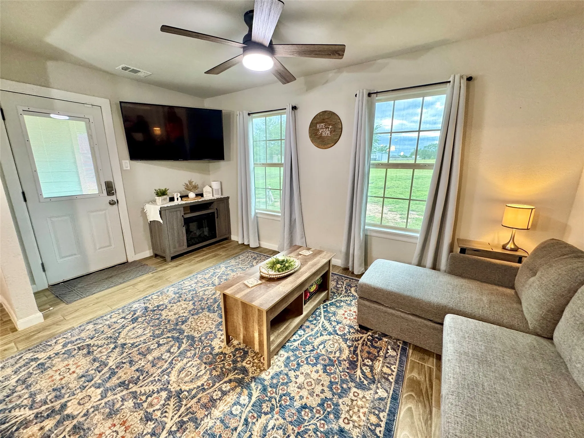 Single Family Residence For Sale in Wise County , 124 Oakwood Street, Chico, Texas 76431, 4 Bedroom, 2 Bathroom, Garage spaces, 1,591 Sqft, built in 2021, mls#21283941, Real Estate Agent in Chico, Homes For Sale in Wise county, Homes For Sale in Chico, Realtor in Chico Texas, Real Estate Brokerage Independent Realty Texas, Luminita Cordes Realtor