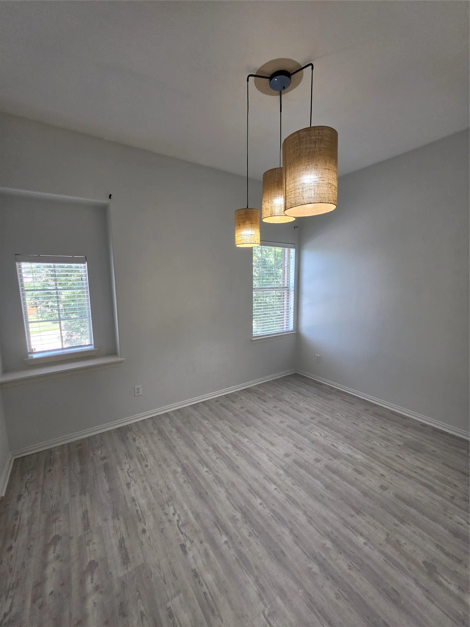 Single Family Residence For Rent in Denton County , 1320 Wheatear Drive, Little Elm, Texas 75068, 4 Bedroom, 3 Bathroom, 2 Garage spaces, 2,844 Sqft, built in 2011, mls#21286294, Real Estate Agent in Little Elm, Homes For Rent in Denton county, Homes For Rent in Little Elm, Realtor in Little Elm Texas, Real Estate Brokerage Independent Realty Texas, Luminita Cordes Realtor