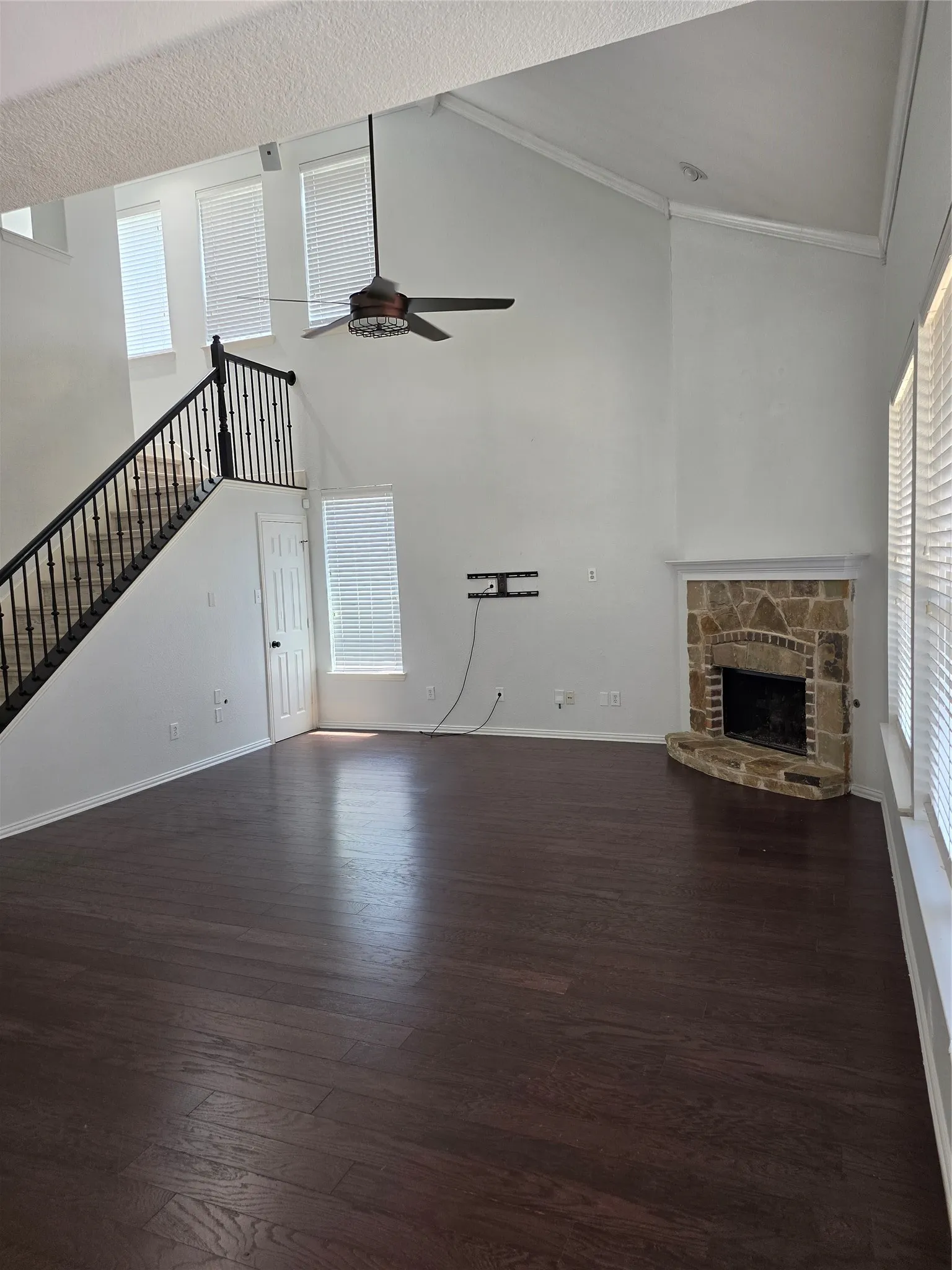 Single Family Residence For Rent in Denton County , 1320 Wheatear Drive, Little Elm, Texas 75068, 4 Bedroom, 3 Bathroom, 2 Garage spaces, 2,844 Sqft, built in 2011, mls#21286294, Real Estate Agent in Little Elm, Homes For Rent in Denton county, Homes For Rent in Little Elm, Realtor in Little Elm Texas, Real Estate Brokerage Independent Realty Texas, Luminita Cordes Realtor