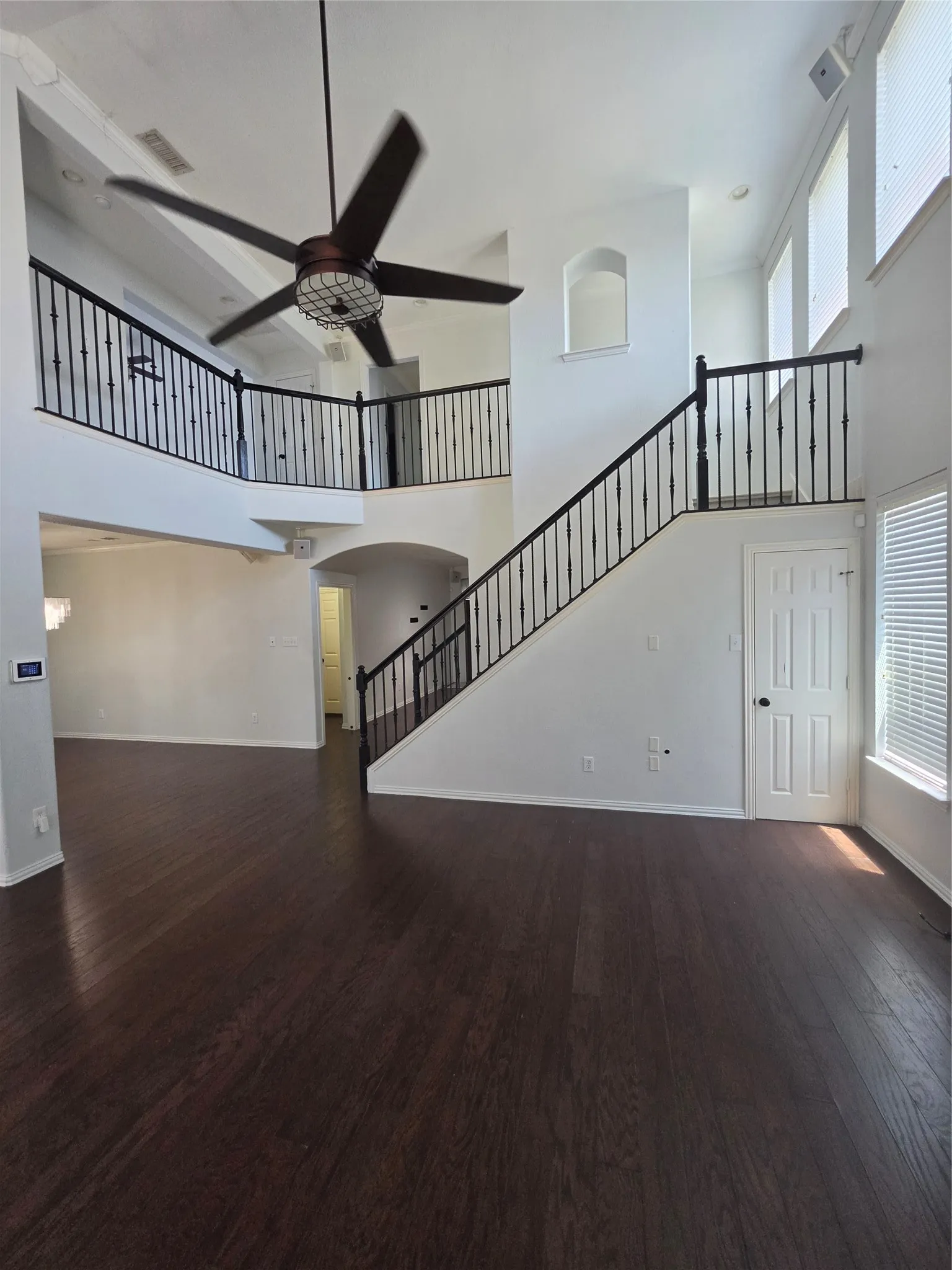 Single Family Residence For Rent in Denton County , 1320 Wheatear Drive, Little Elm, Texas 75068, 4 Bedroom, 3 Bathroom, 2 Garage spaces, 2,844 Sqft, built in 2011, mls#21286294, Real Estate Agent in Little Elm, Homes For Rent in Denton county, Homes For Rent in Little Elm, Realtor in Little Elm Texas, Real Estate Brokerage Independent Realty Texas, Luminita Cordes Realtor