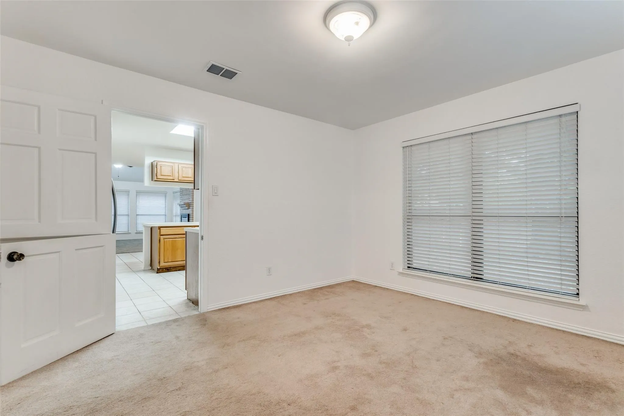 Single Family Residence For Sale in Denton County , 2104 Bershire Drive, Flower Mound, Texas 75028, 3 Bedroom, 3 Bathroom, 2 Garage spaces, 2,224 Sqft, built in 1986, mls#21286293, Real Estate Agent in Flower Mound, Homes For Sale in Denton county, Homes For Sale in Flower Mound, Realtor in Flower Mound Texas, Real Estate Brokerage Independent Realty Texas, Luminita Cordes Realtor