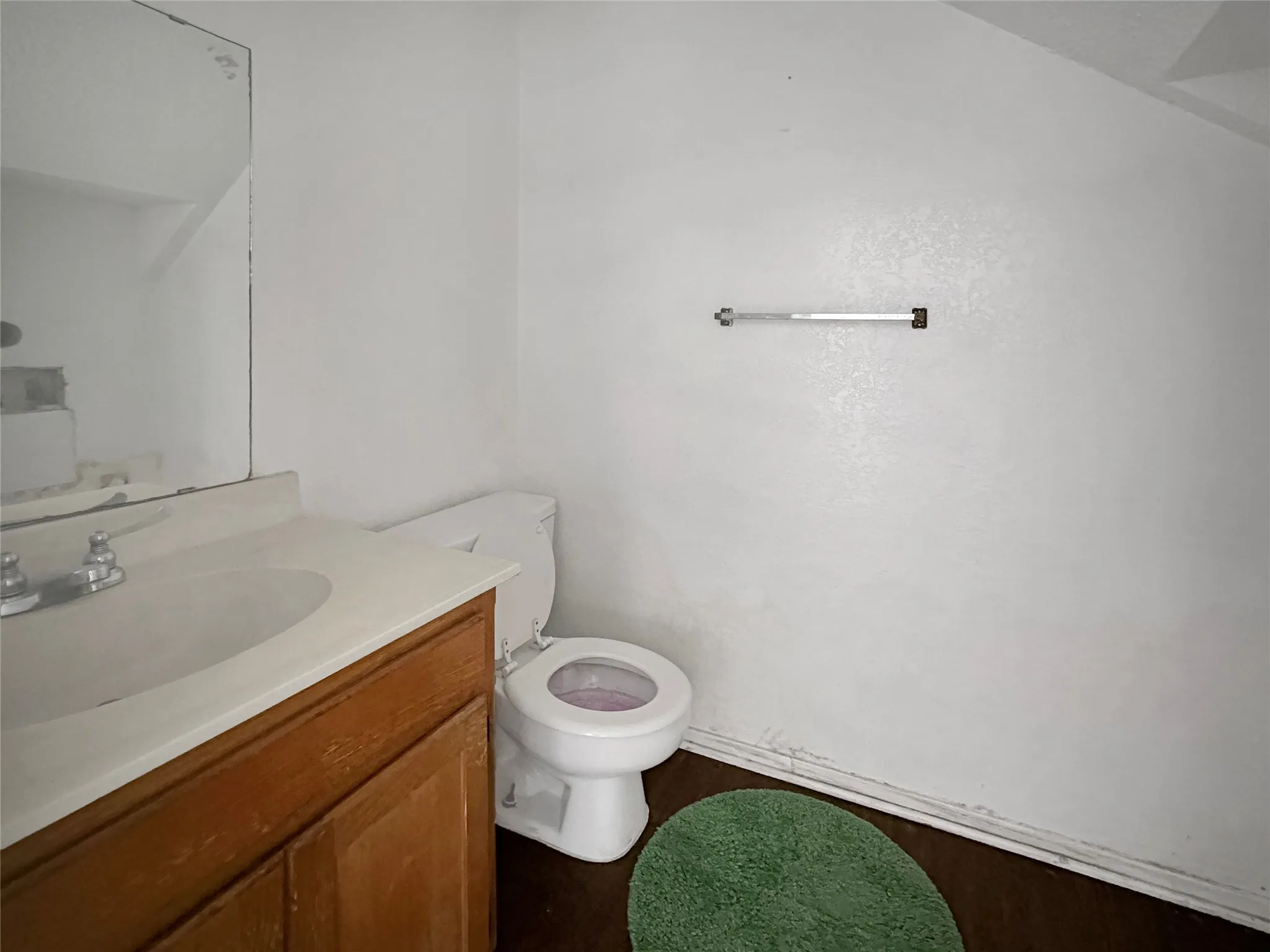 Condominium For Sale in Denton County , 922 Fannin Street 109, Denton, Texas 76201, 2 Bedroom, 2 Bathroom, Garage spaces, 1,000 Sqft, built in 1983, mls#21283942, Real Estate Agent in Denton, Homes For Sale in Denton county, Homes For Sale in Denton, Realtor in Denton Texas, Real Estate Brokerage Independent Realty Texas, Luminita Cordes Realtor