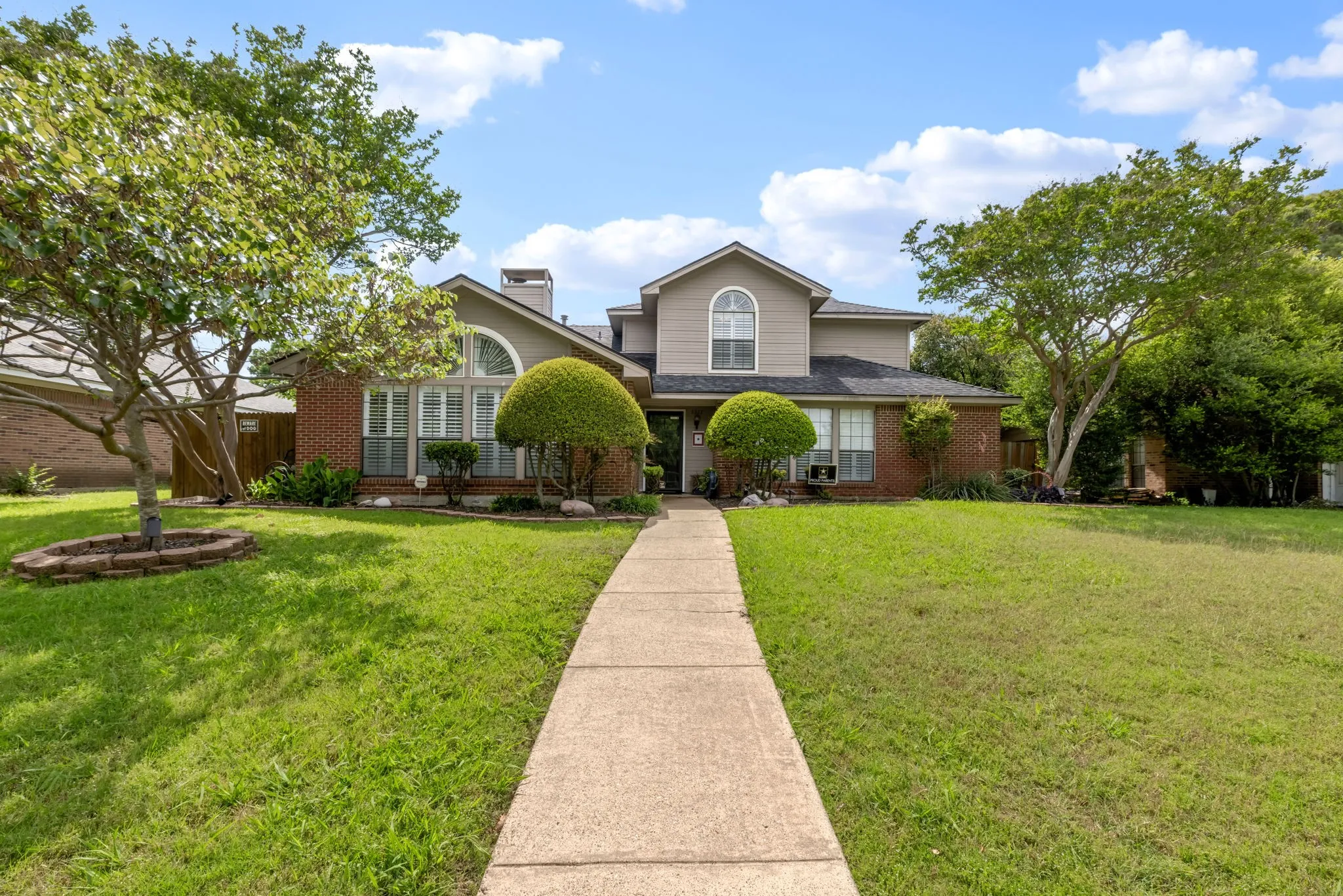 Single Family Residence For Sale in Dallas County , 1317 Elk Grove Drive, Richardson, Texas 75081, 4 Bedroom, 3 Bathroom, 2 Garage spaces, 2,872 Sqft, built in 1983, mls#21285922, Real Estate Agent in Richardson, Homes For Sale in Dallas county, Homes For Sale in Richardson, Realtor in Richardson Texas, Real Estate Brokerage Independent Realty Texas, Luminita Cordes Realtor