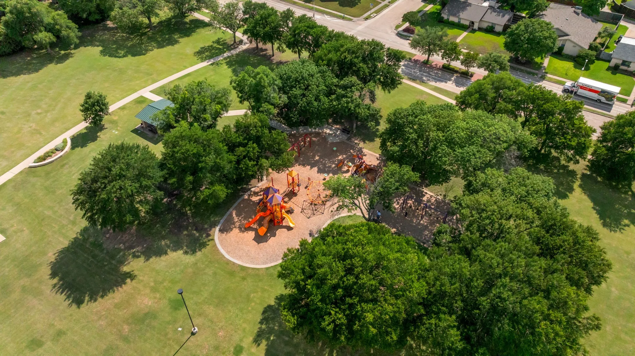Single Family Residence For Sale in Dallas County , 1317 Elk Grove Drive, Richardson, Texas 75081, 4 Bedroom, 3 Bathroom, 2 Garage spaces, 2,872 Sqft, built in 1983, mls#21285922, Real Estate Agent in Richardson, Homes For Sale in Dallas county, Homes For Sale in Richardson, Realtor in Richardson Texas, Real Estate Brokerage Independent Realty Texas, Luminita Cordes Realtor
