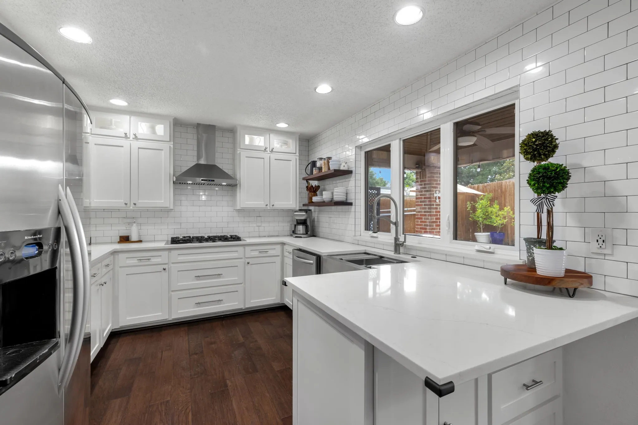 Single Family Residence For Sale in Dallas County , 1317 Elk Grove Drive, Richardson, Texas 75081, 4 Bedroom, 3 Bathroom, 2 Garage spaces, 2,872 Sqft, built in 1983, mls#21285922, Real Estate Agent in Richardson, Homes For Sale in Dallas county, Homes For Sale in Richardson, Realtor in Richardson Texas, Real Estate Brokerage Independent Realty Texas, Luminita Cordes Realtor