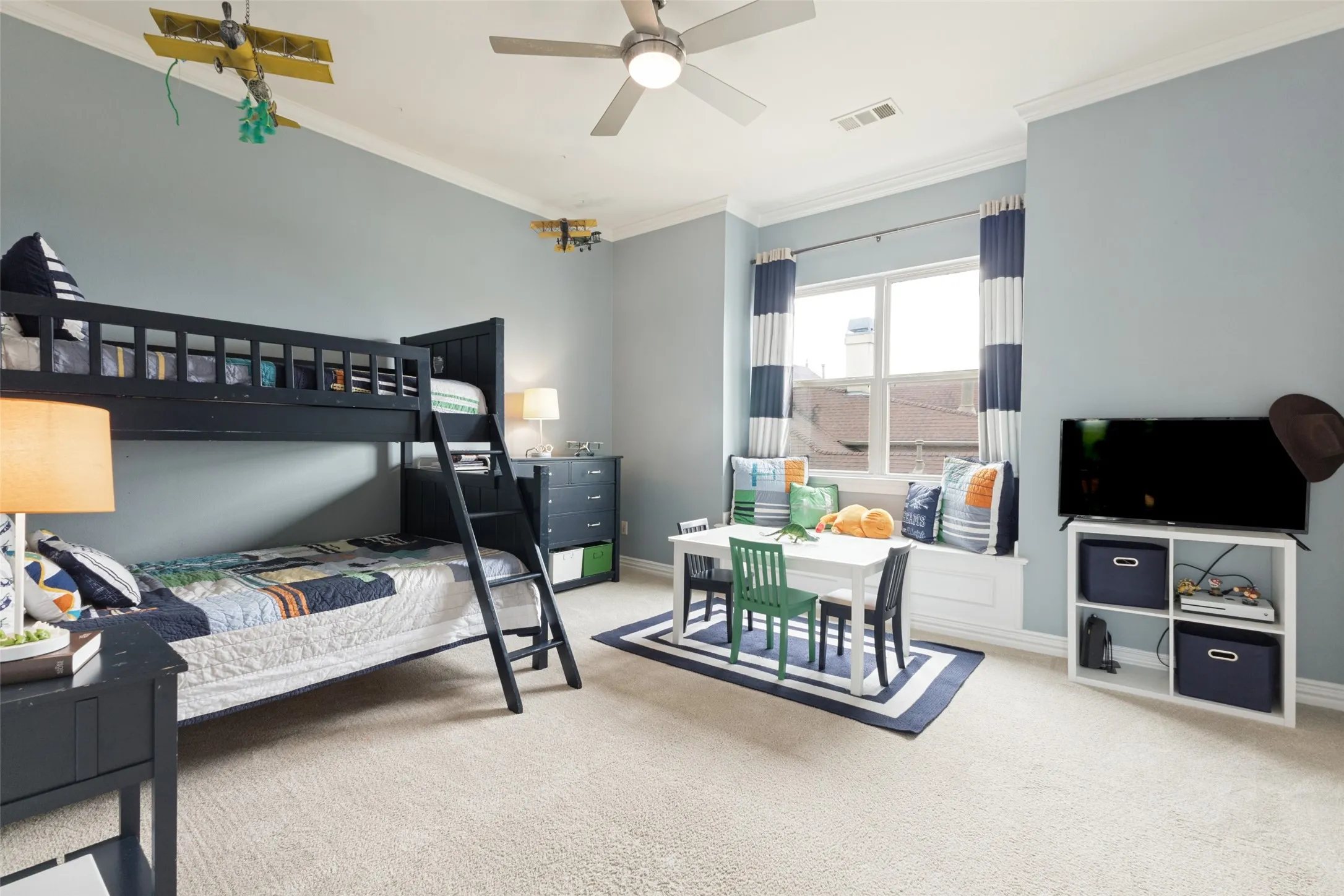 Single Family Residence For Sale in Collin County , 33 Lochleven, Richardson, Texas 75082, 4 Bedroom, 5 Bathroom, 3 Garage spaces, 5,072 Sqft, built in 2002, mls#21283121, Real Estate Agent in Richardson, Homes For Sale in Collin county, Homes For Sale in Richardson, Realtor in Richardson Texas, Real Estate Brokerage Independent Realty Texas, Luminita Cordes Realtor