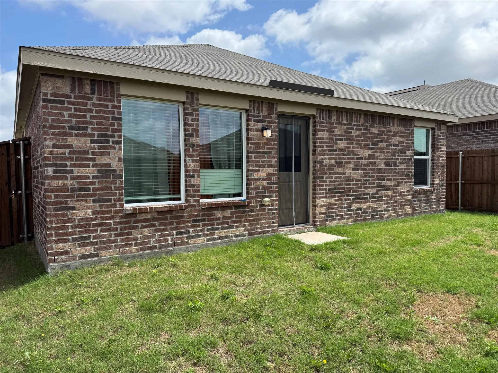 Single Family Residence For Rent in Collin County , 3057 Ashbrook Lane, Anna, Texas 75409, 3 Bedroom, 2 Bathroom, 2 Garage spaces, 1,460 Sqft, built in 2024, mls#21286342, Real Estate Agent in Anna, Homes For Rent in Collin county, Homes For Rent in Anna, Realtor in Anna Texas, Real Estate Brokerage Independent Realty Texas, Luminita Cordes Realtor
