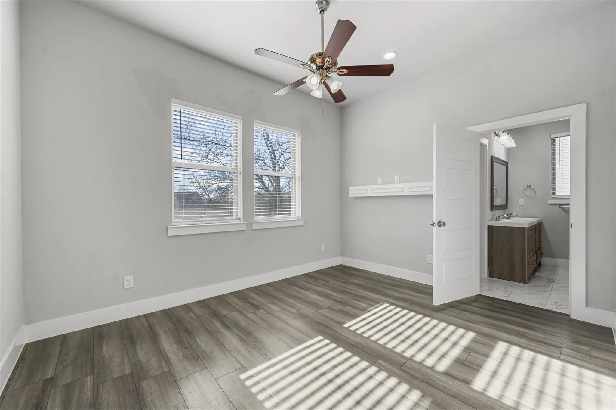 Duplex For Sale in Ellis County , 204 N Getzendaner Street, Waxahachie, Texas 75165, 7 Bedroom, 6 Bathroom, 2 Garage spaces, 0 Sqft, built in 2020, Price $625,000, mls#21284098, Real Estate Agent in Waxahachie, Homes For Sale in Ellis county, Homes For Sale in Waxahachie, Realtor in Waxahachie Texas, Real Estate Brokerage Independent Realty Texas, Luminita Cordes Realtor