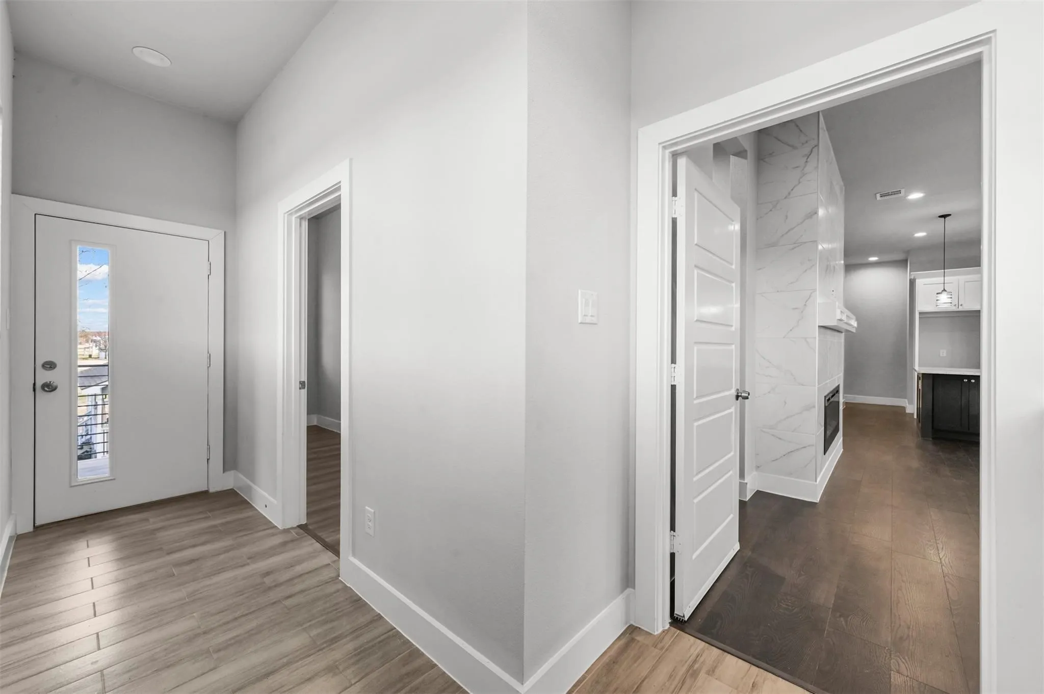 Duplex For Sale in Ellis County , 204 N Getzendaner Street, Waxahachie, Texas 75165, 7 Bedroom, 6 Bathroom, 2 Garage spaces, 0 Sqft, built in 2020, Price $625,000, mls#21284098, Real Estate Agent in Waxahachie, Homes For Sale in Ellis county, Homes For Sale in Waxahachie, Realtor in Waxahachie Texas, Real Estate Brokerage Independent Realty Texas, Luminita Cordes Realtor