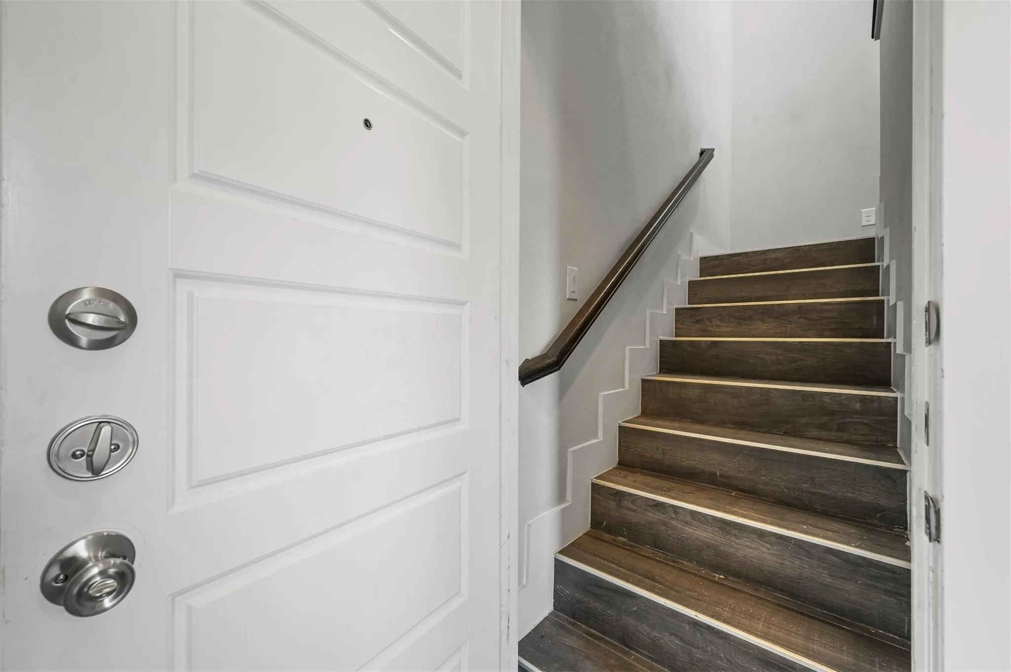 Duplex For Sale in Ellis County , 204 N Getzendaner Street, Waxahachie, Texas 75165, 7 Bedroom, 6 Bathroom, 2 Garage spaces, 0 Sqft, built in 2020, Price $625,000, mls#21284098, Real Estate Agent in Waxahachie, Homes For Sale in Ellis county, Homes For Sale in Waxahachie, Realtor in Waxahachie Texas, Real Estate Brokerage Independent Realty Texas, Luminita Cordes Realtor