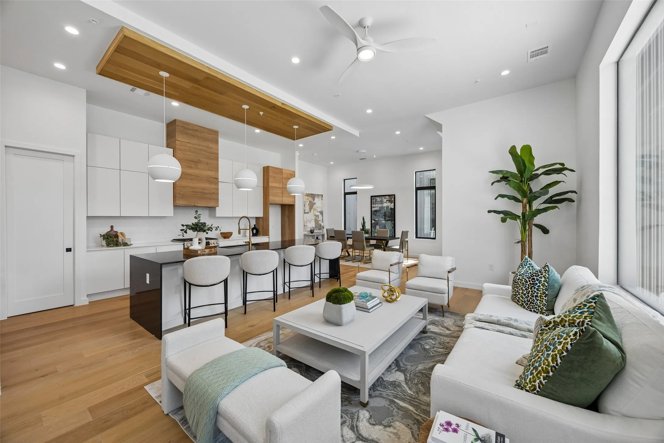 Walk in pantry to the left.
