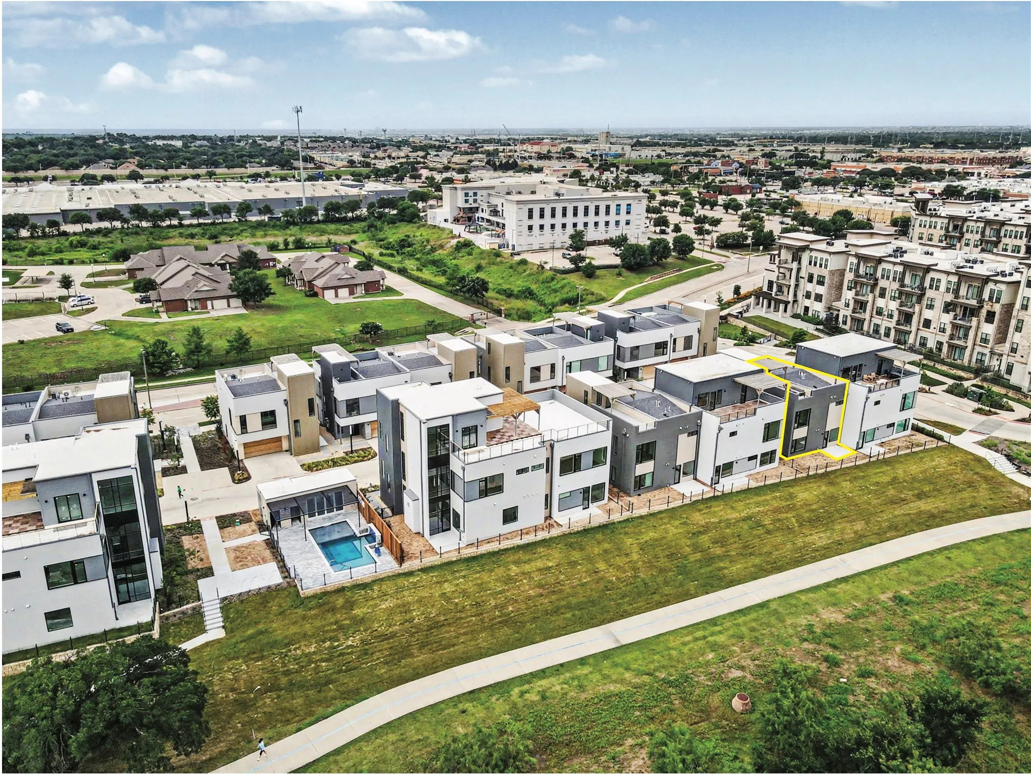 One lane complex with 24 units.