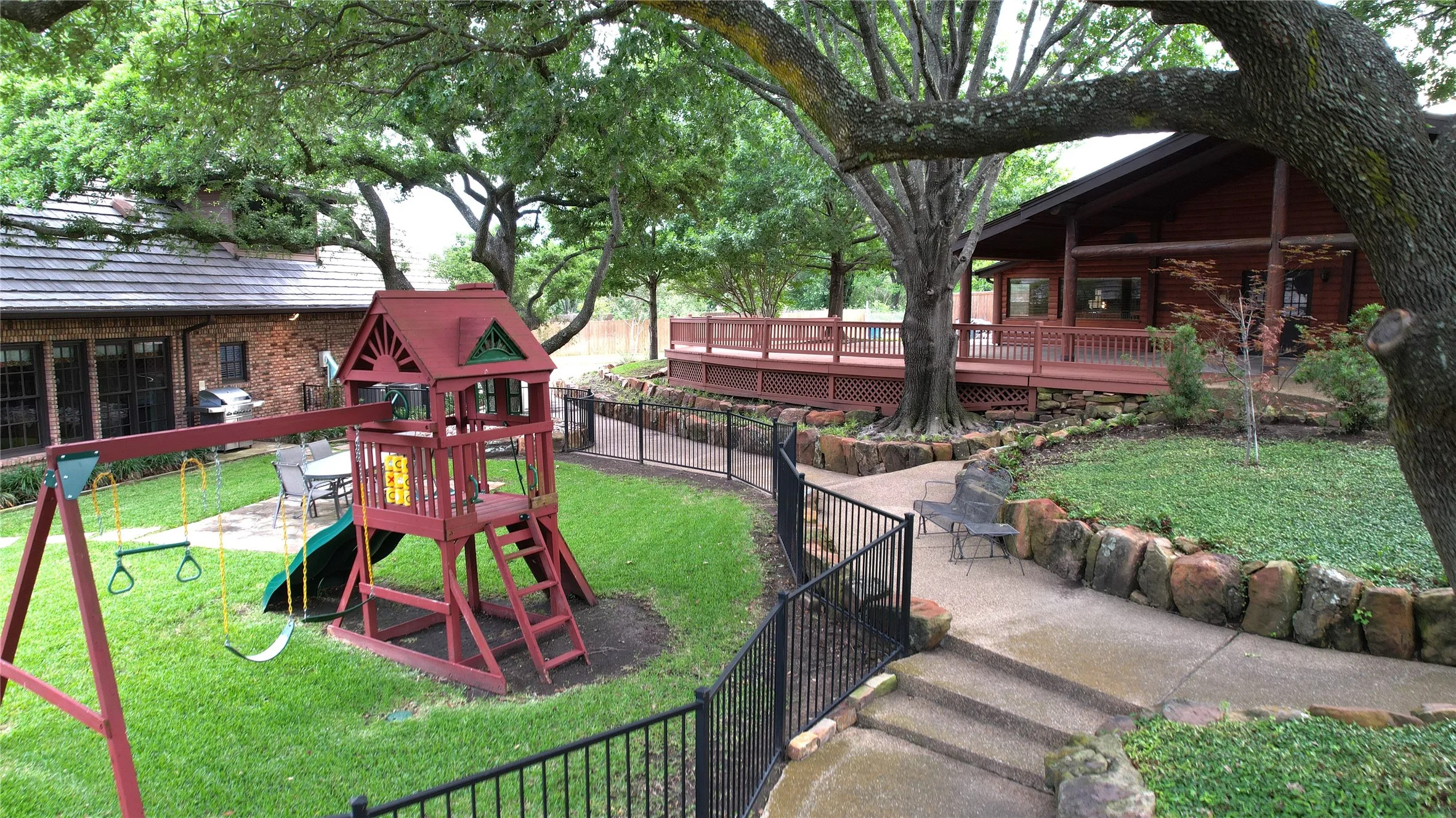 Single Family Residence For Sale in Dallas County , 217 Sunray Lane, Sunnyvale, Texas 75182, 4 Bedroom, 4 Bathroom, 2 Garage spaces, 6,227 Sqft, built in 1987, mls#21286170, Real Estate Agent in Sunnyvale, Homes For Sale in Dallas county, Homes For Sale in Sunnyvale, Realtor in Sunnyvale Texas, Real Estate Brokerage Independent Realty Texas, Luminita Cordes Realtor